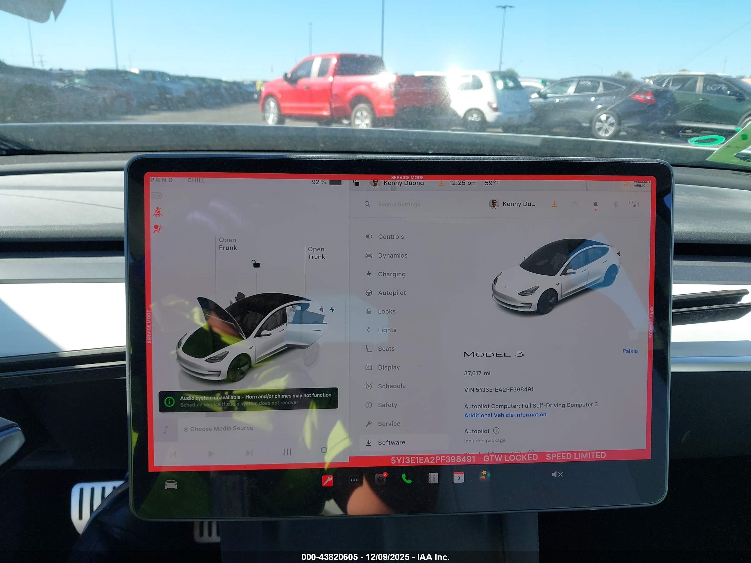 TESLA MODEL image 7