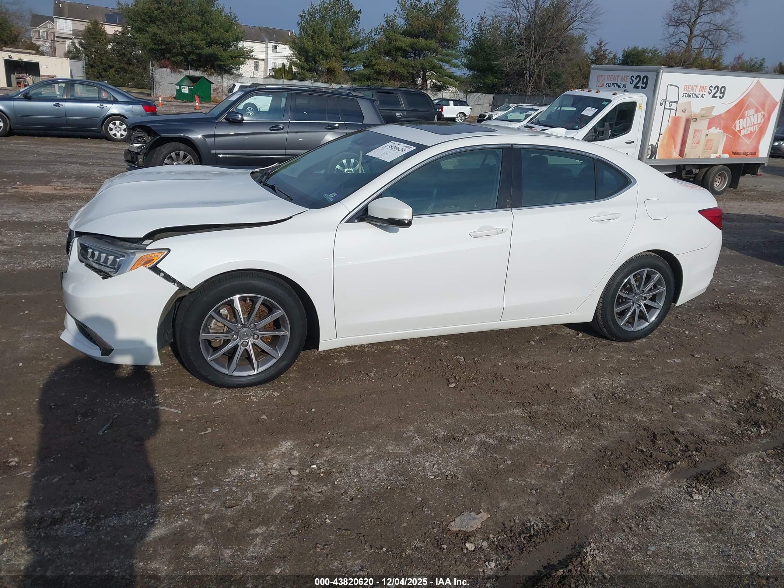 ACURA TLX image 2