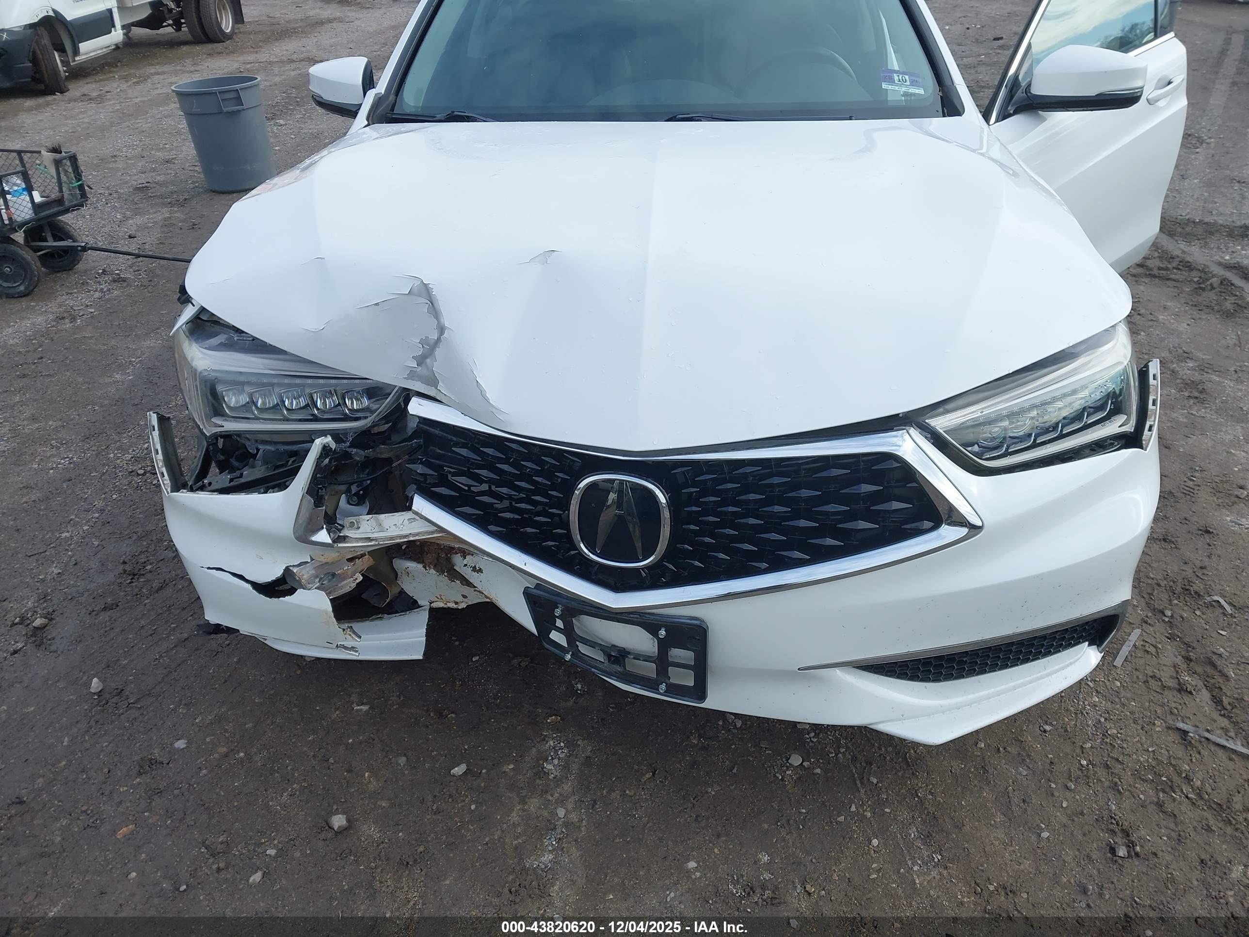 ACURA TLX image 6