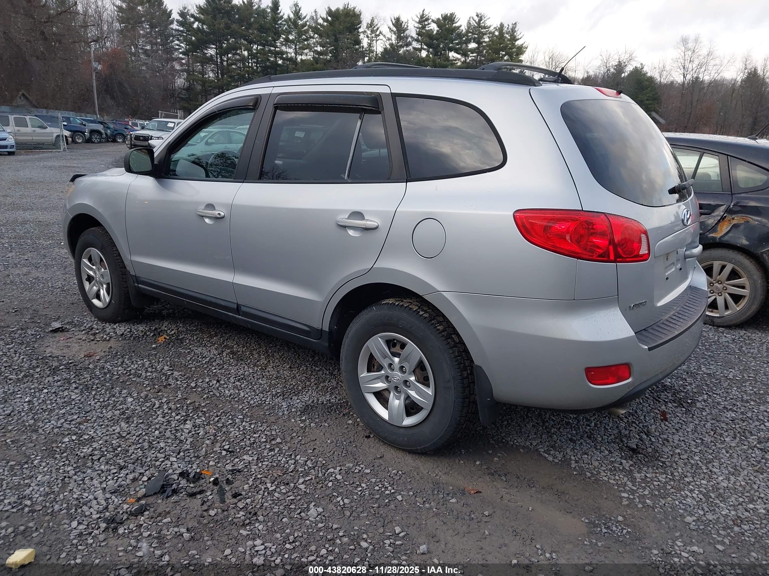 HYUNDAI SANTA image 3