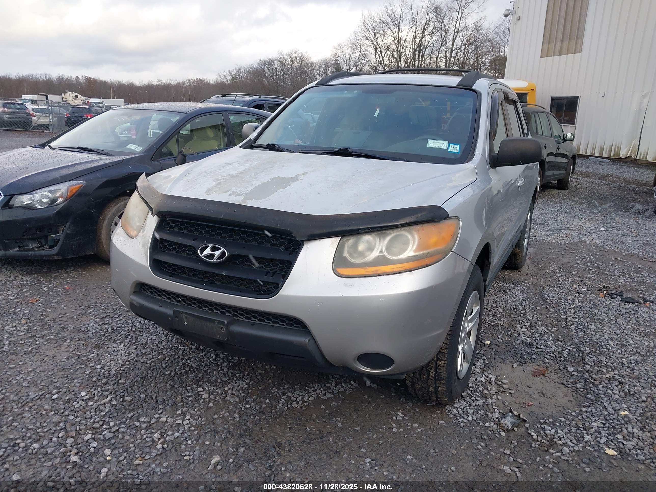 HYUNDAI SANTA image 6