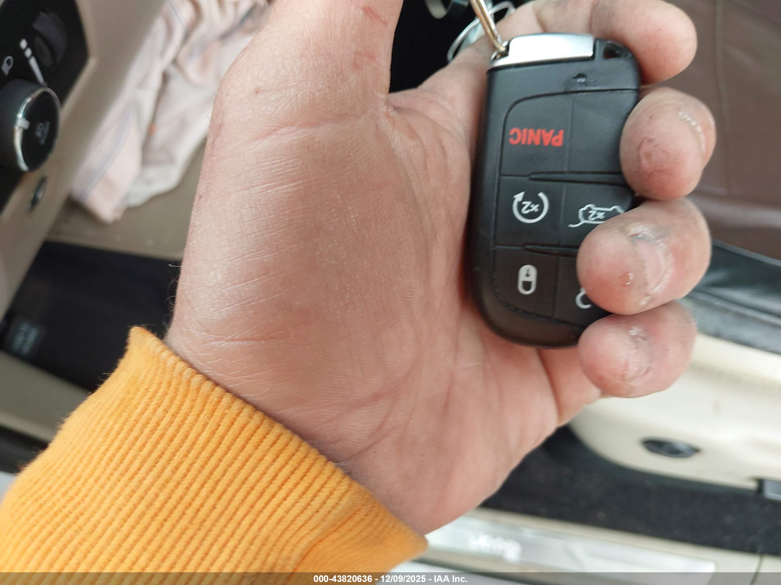 JEEP GRAND image 11