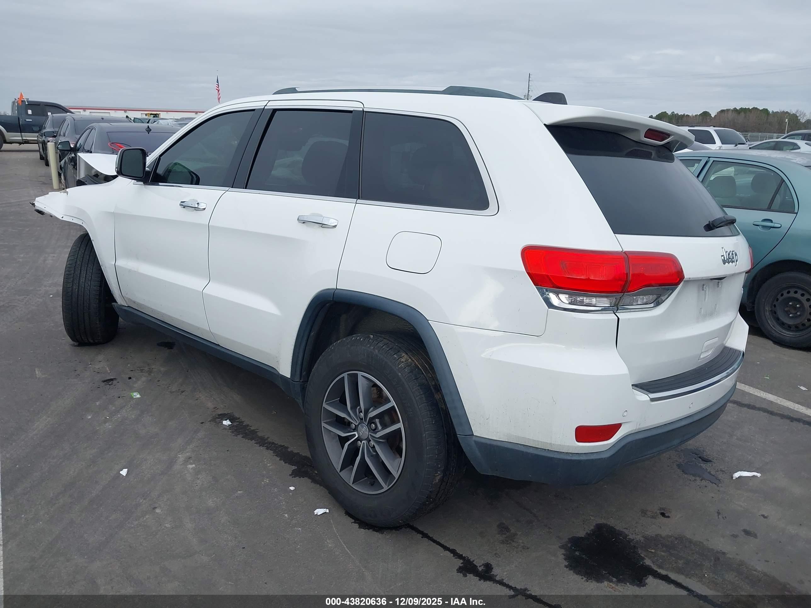 JEEP GRAND image 3
