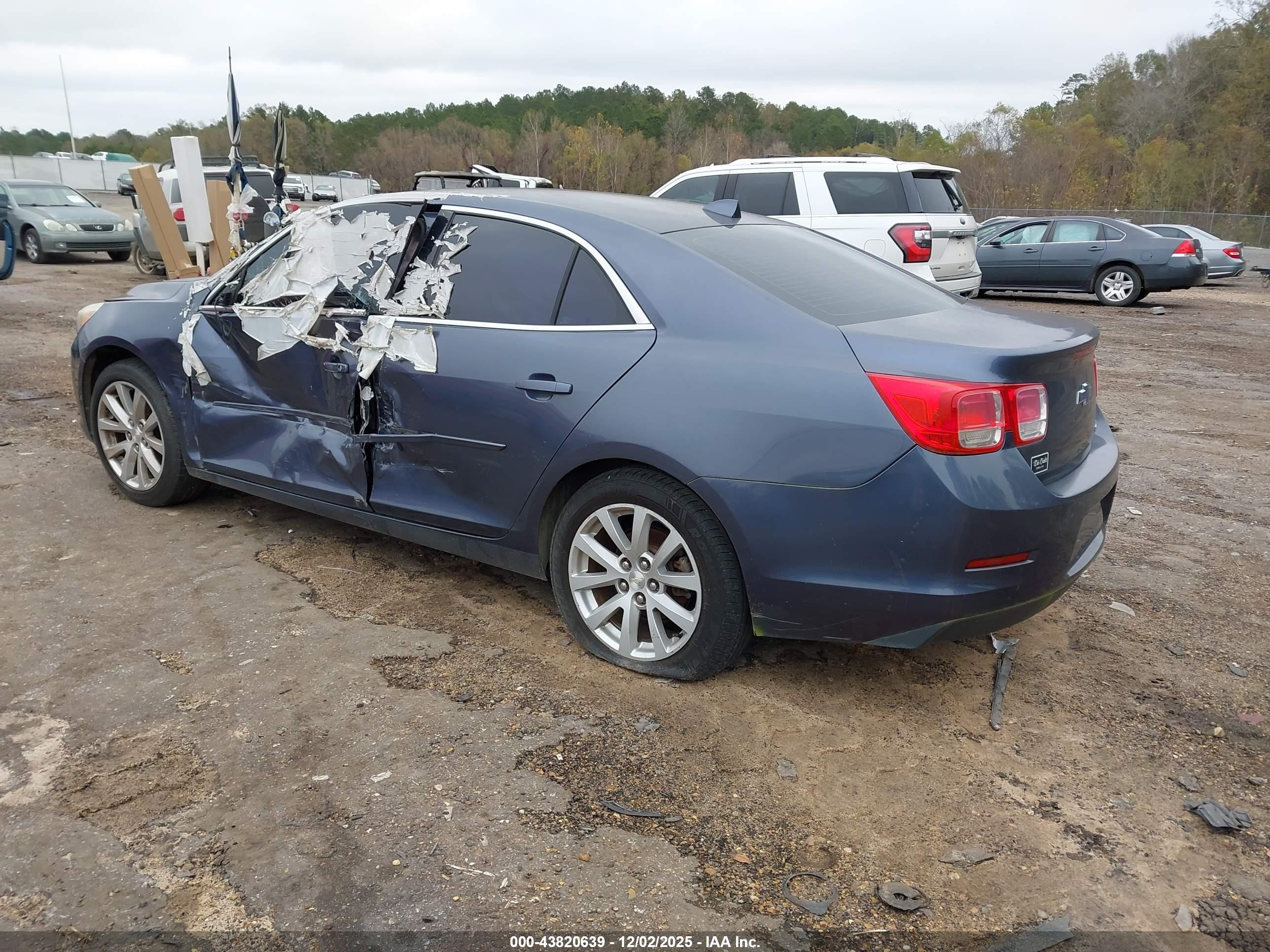 CHEVROLET MALIBU image 3