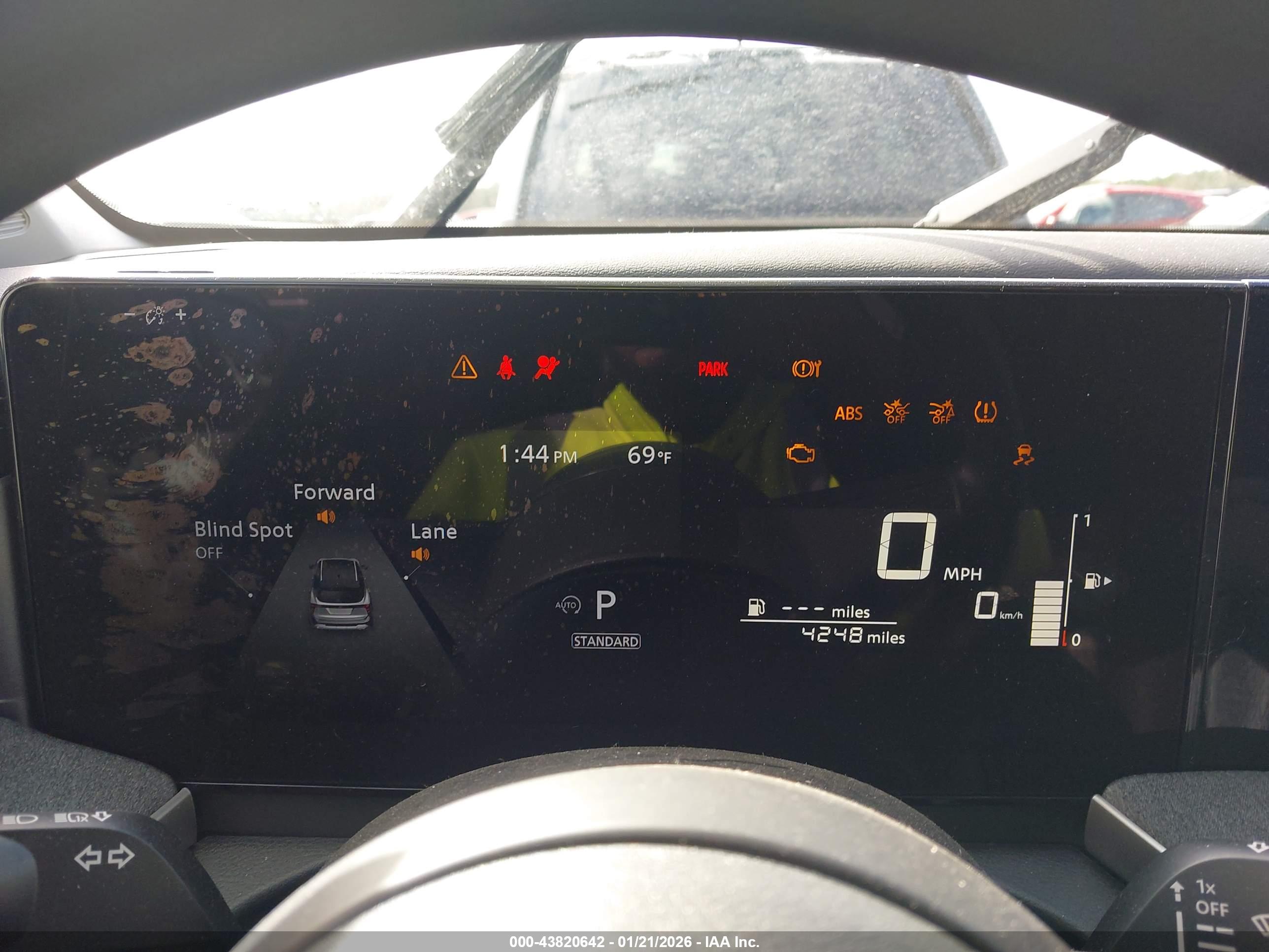 NISSAN KICKS image 7