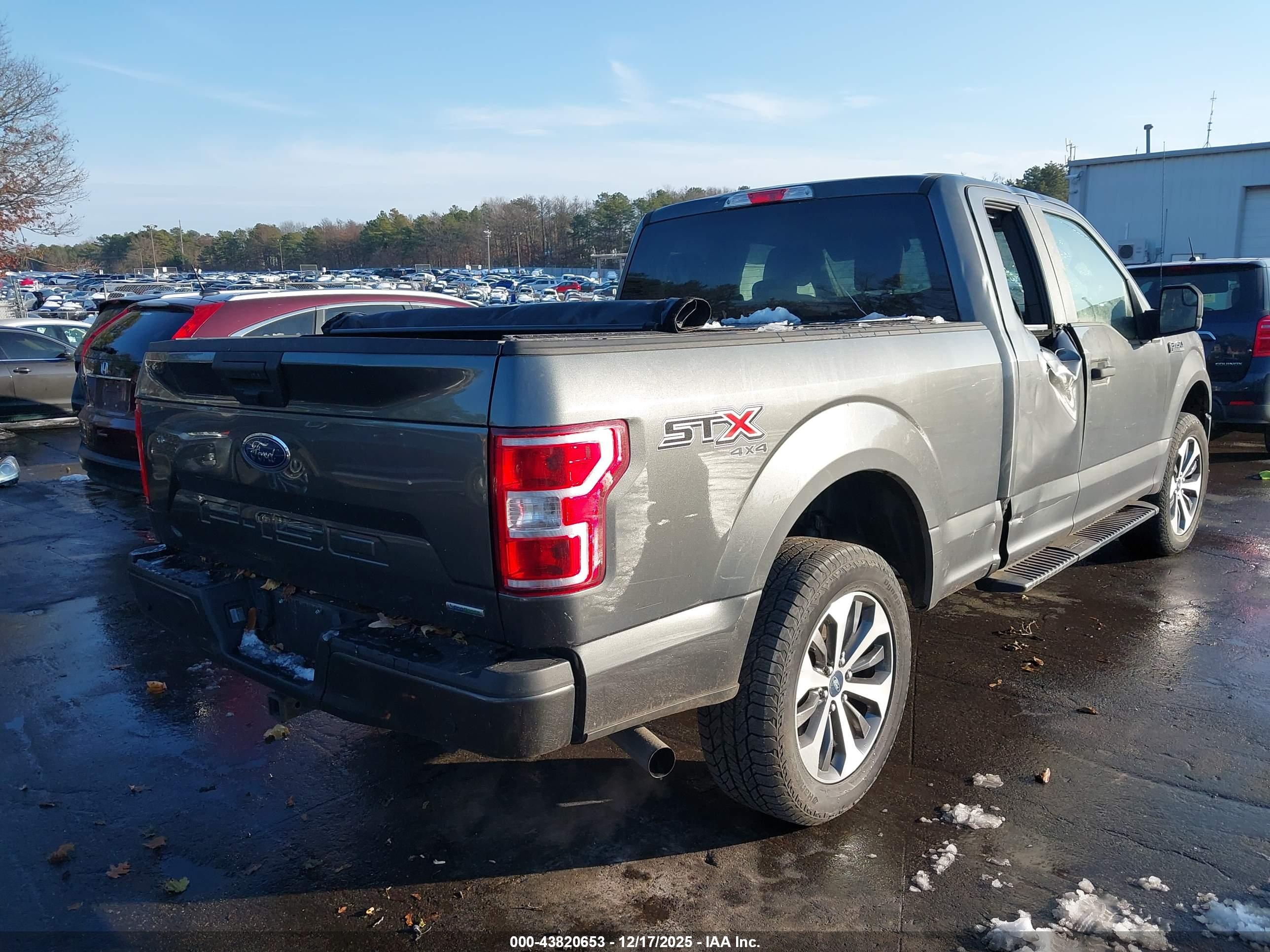 FORD F-150 image 4