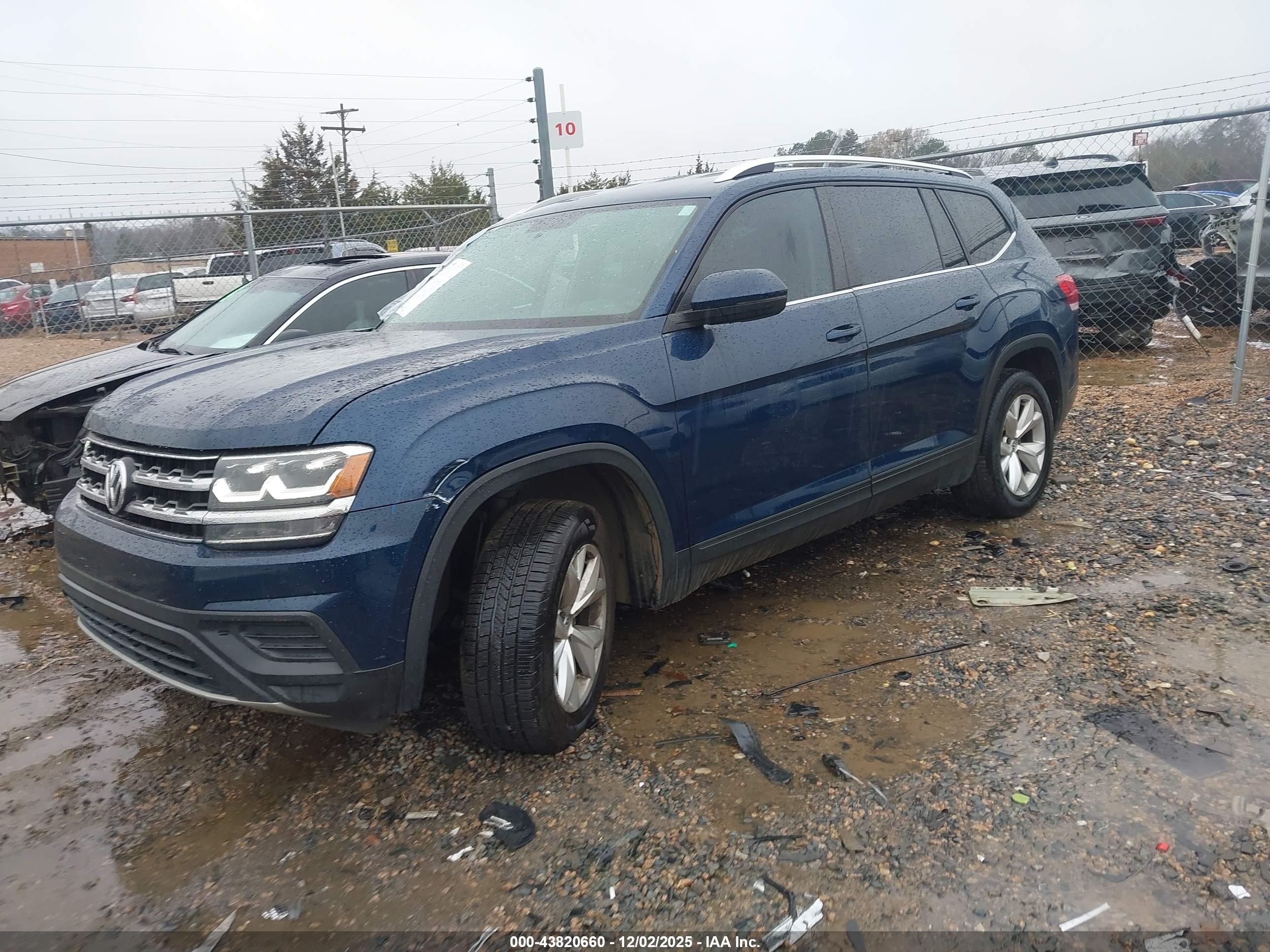VOLKSWAGEN ATLAS image 2