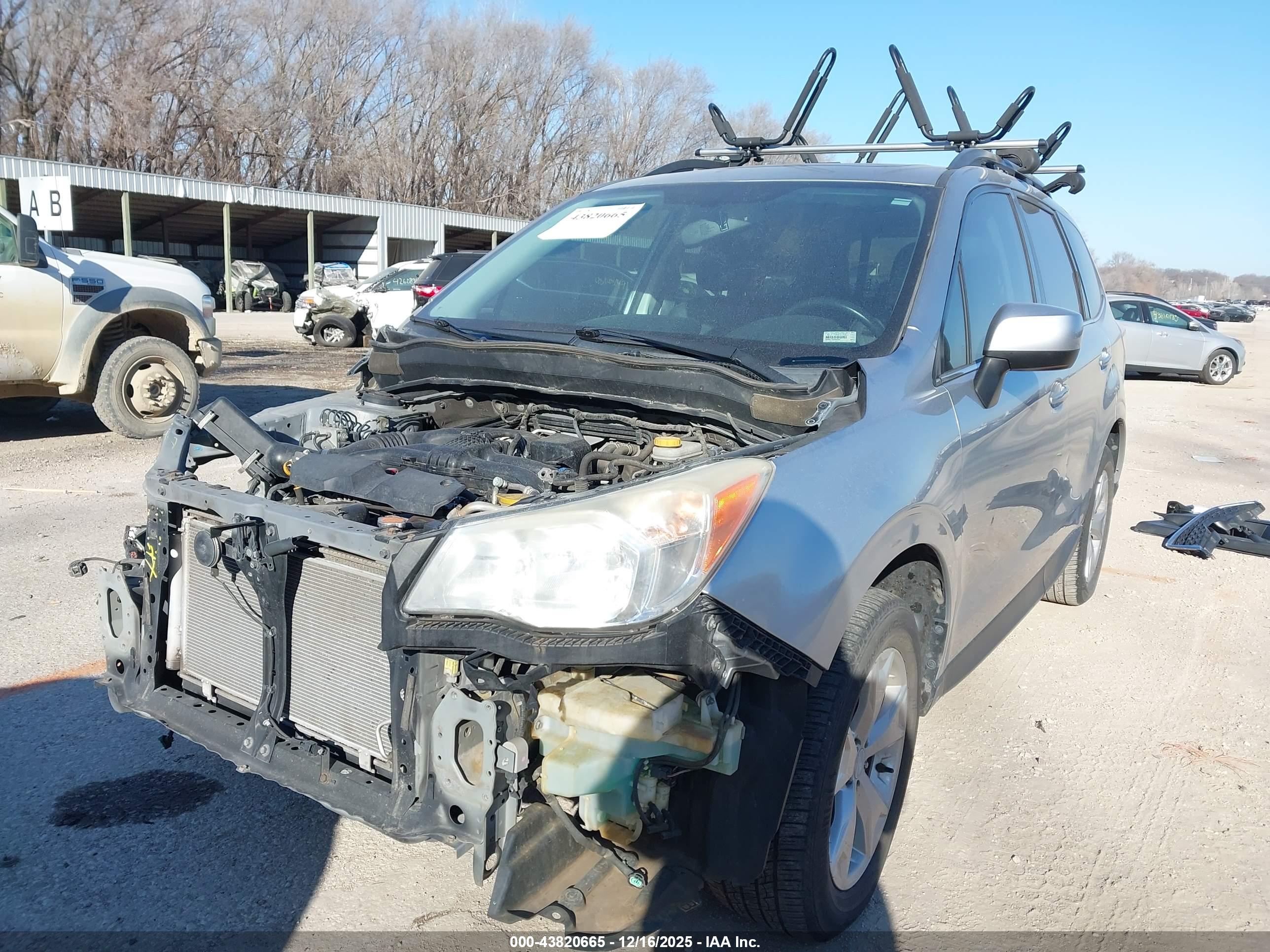 SUBARU FORESTER image 2