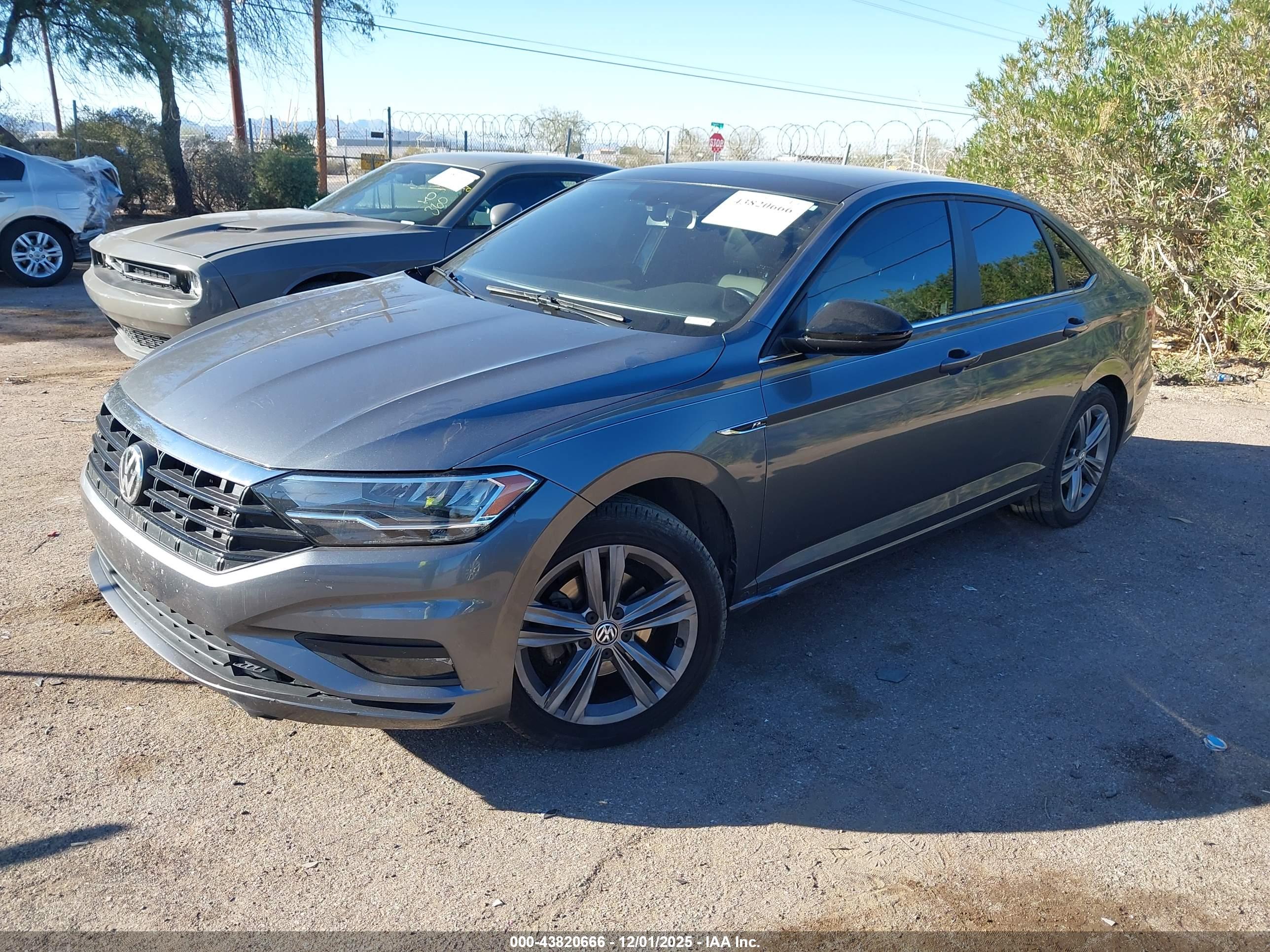 VOLKSWAGEN JETTA image 2