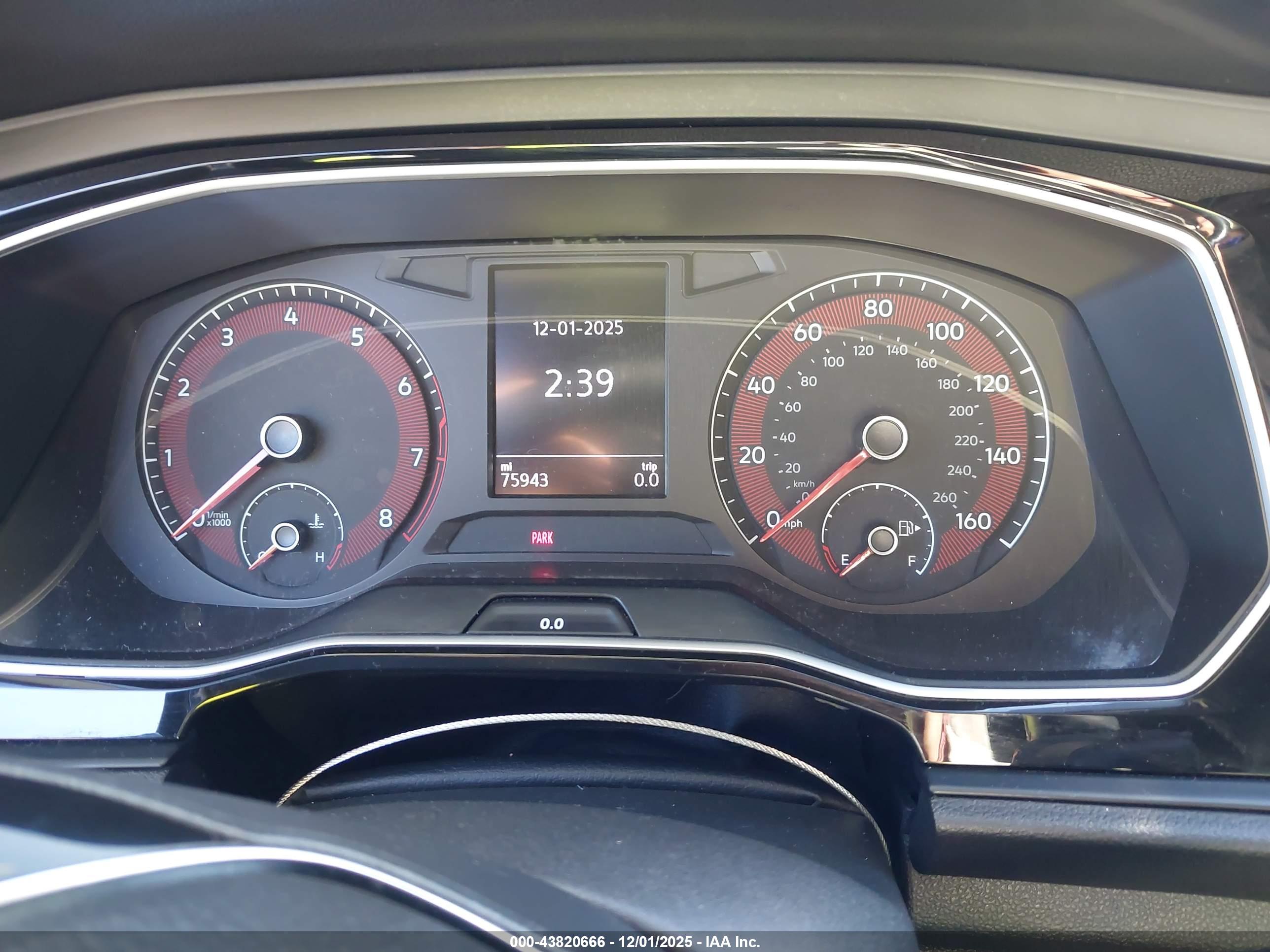 VOLKSWAGEN JETTA image 7