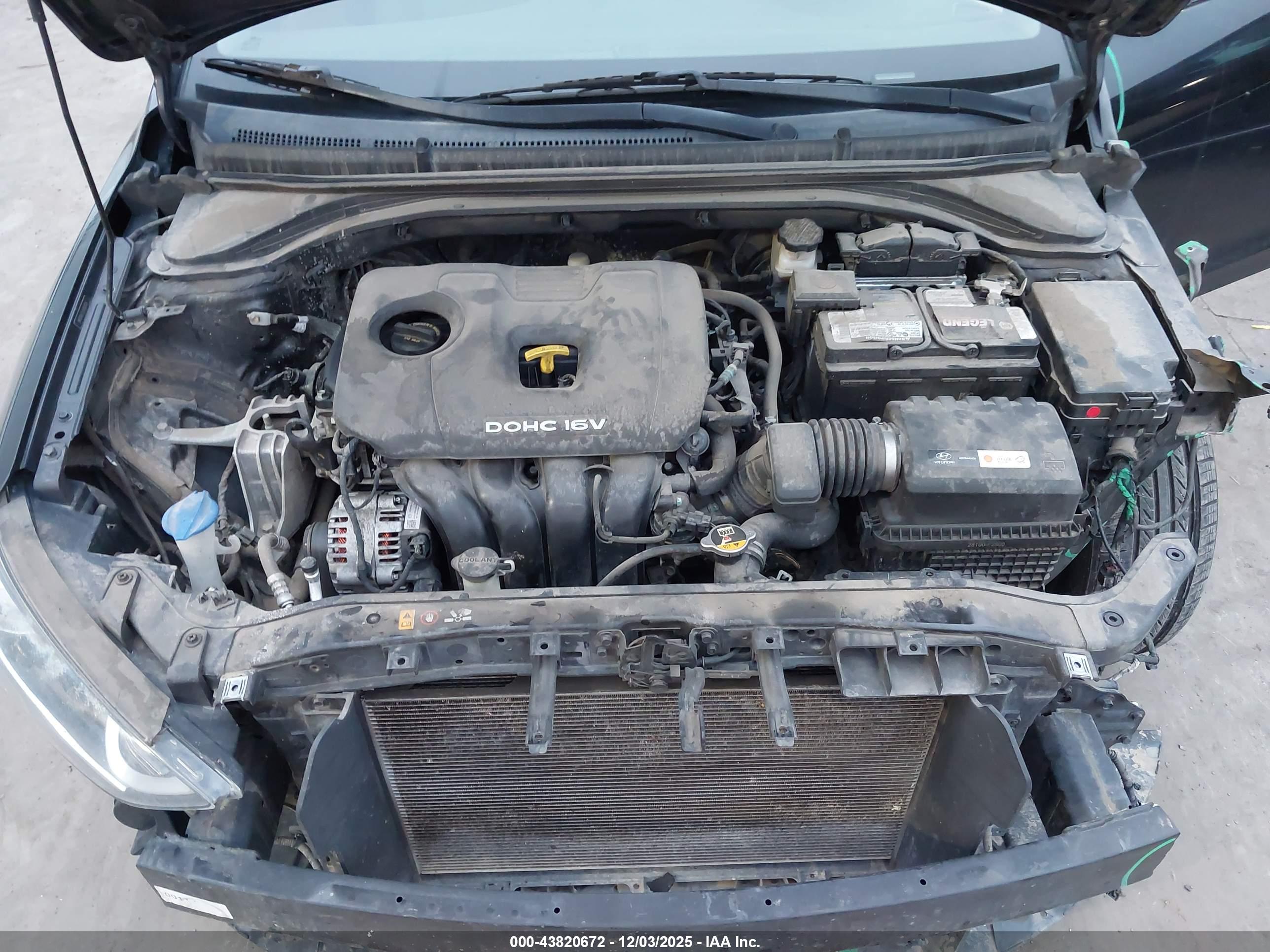 HYUNDAI ELANTRA image 10