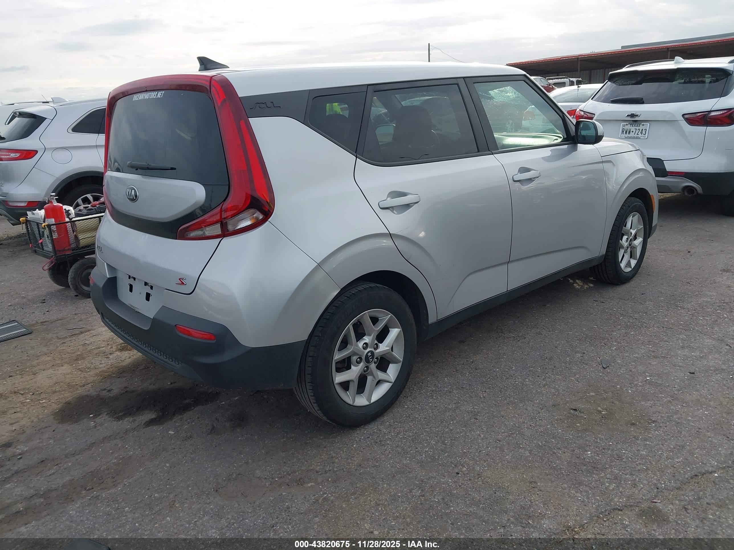KIA SOUL image 4