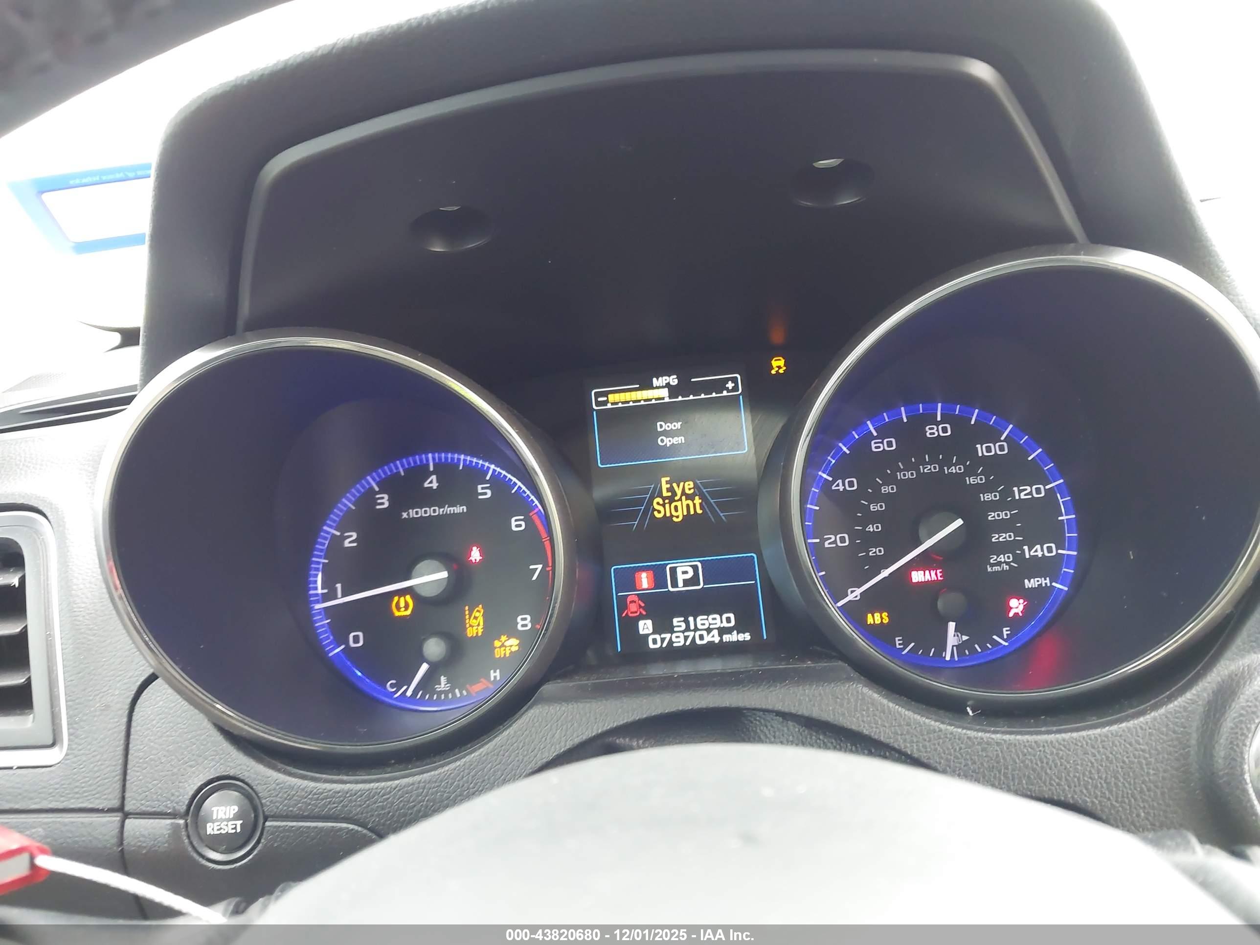 SUBARU OUTBACK image 7