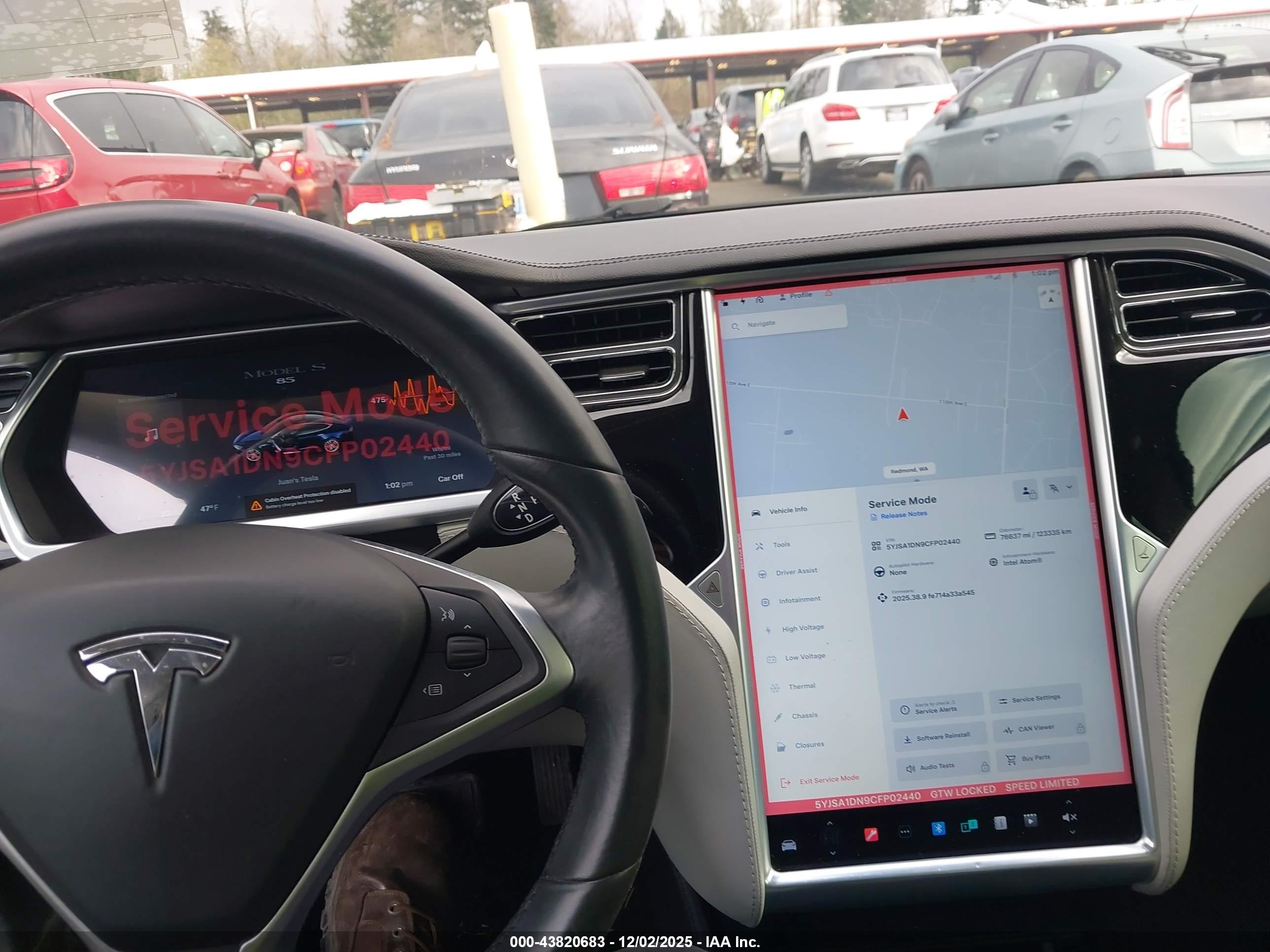 TESLA MODEL image 7