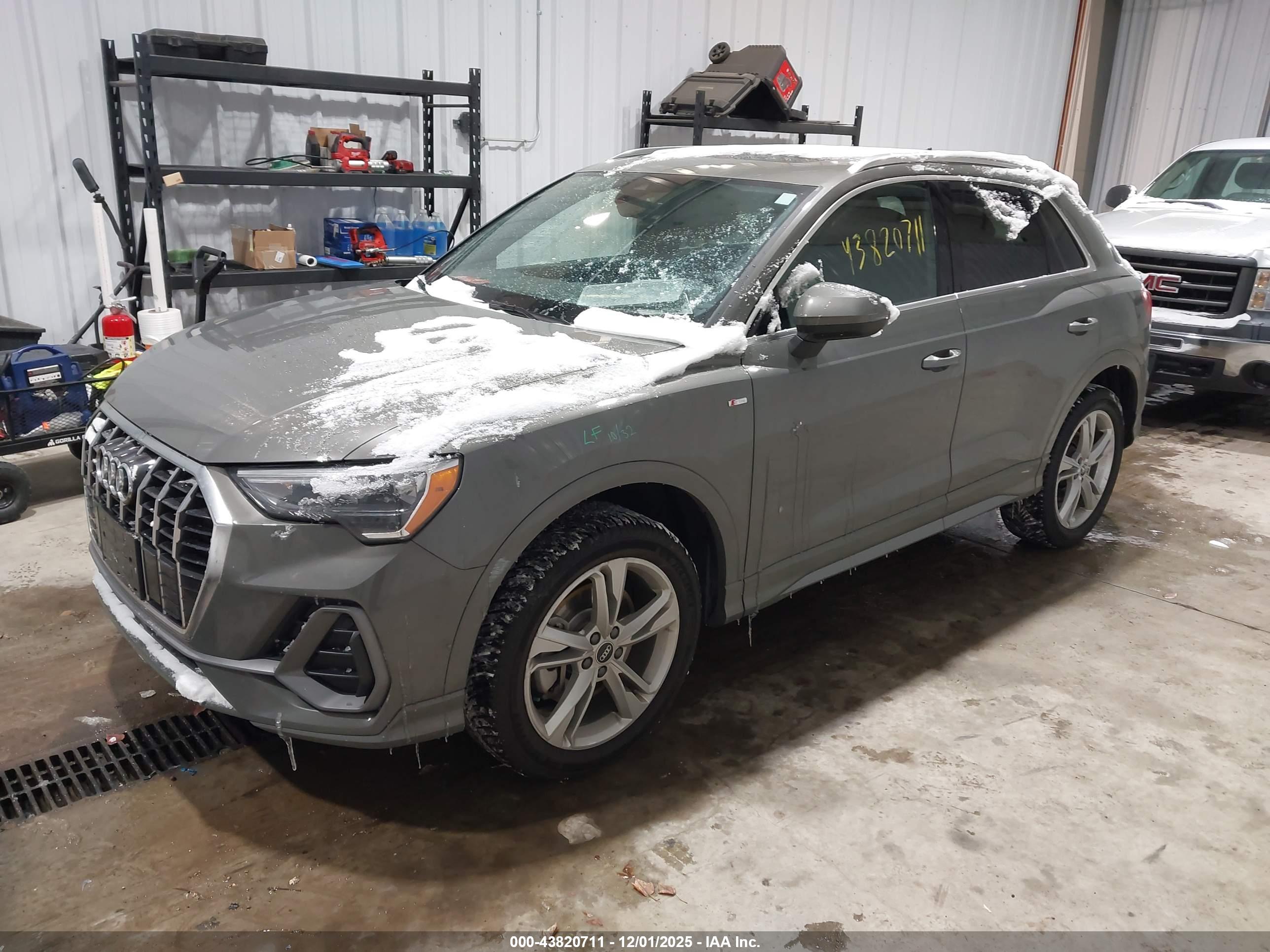 AUDI Q3 image 2