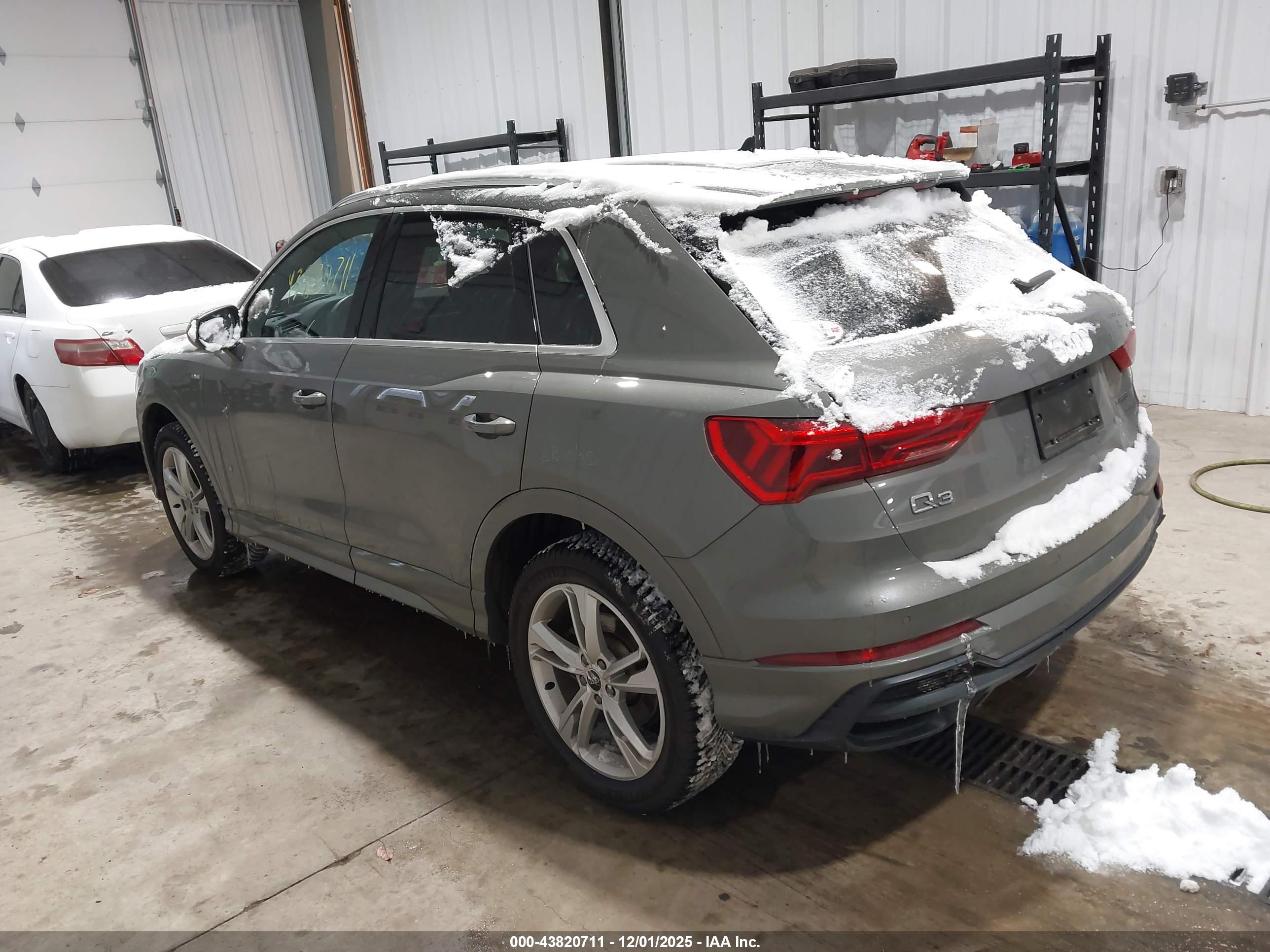 AUDI Q3 image 3
