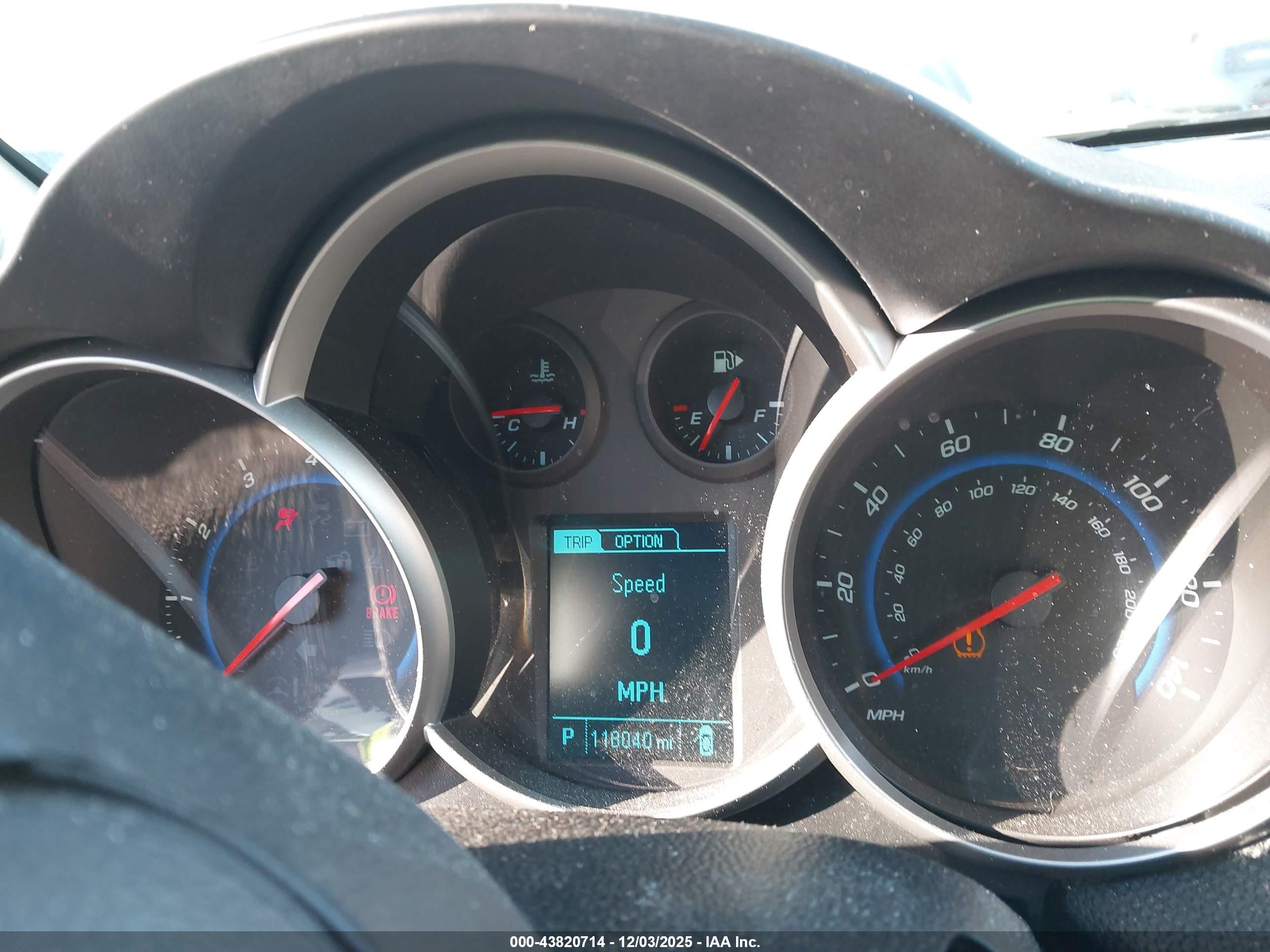 CHEVROLET CRUZE image 7