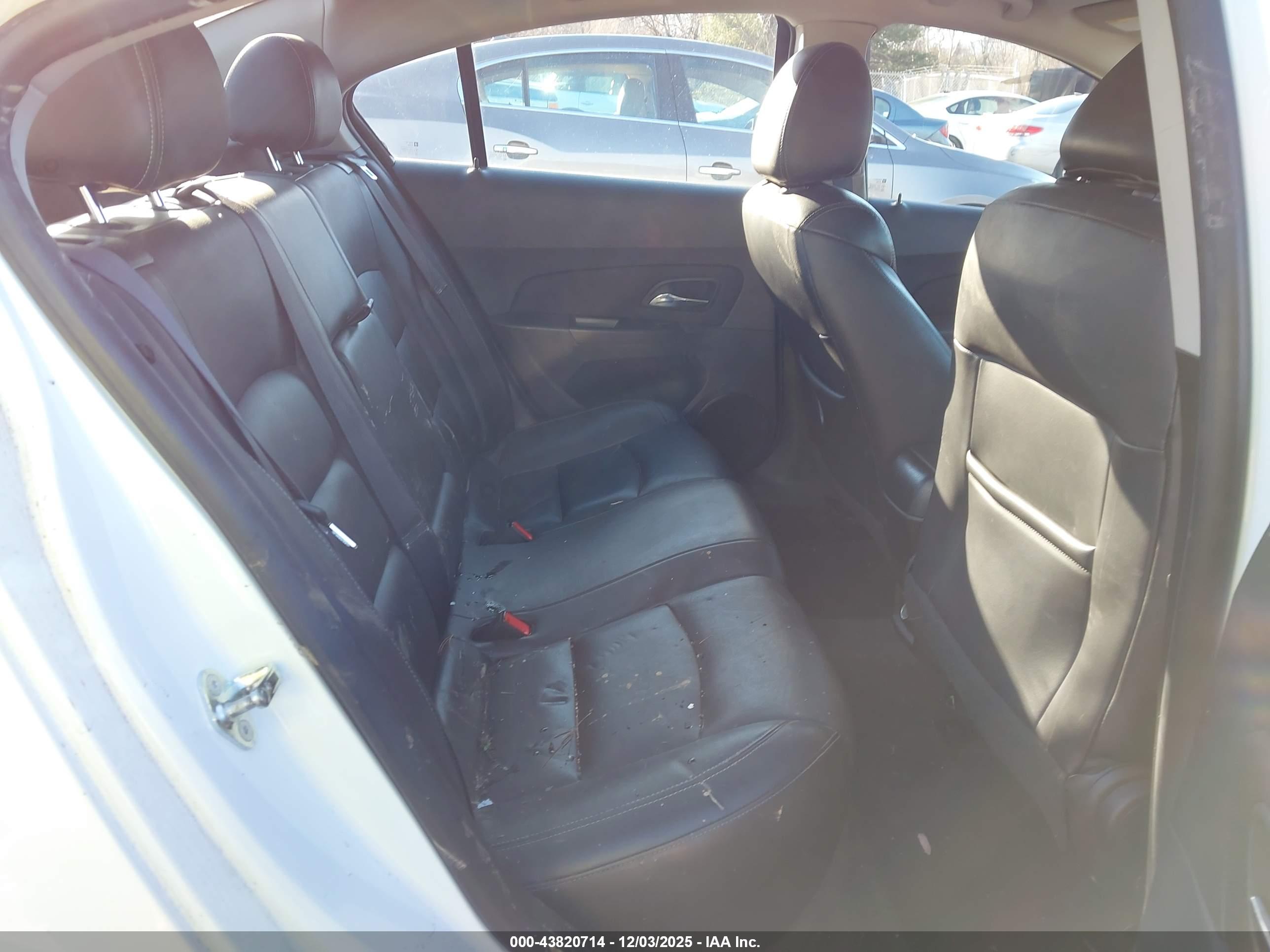 CHEVROLET CRUZE image 8