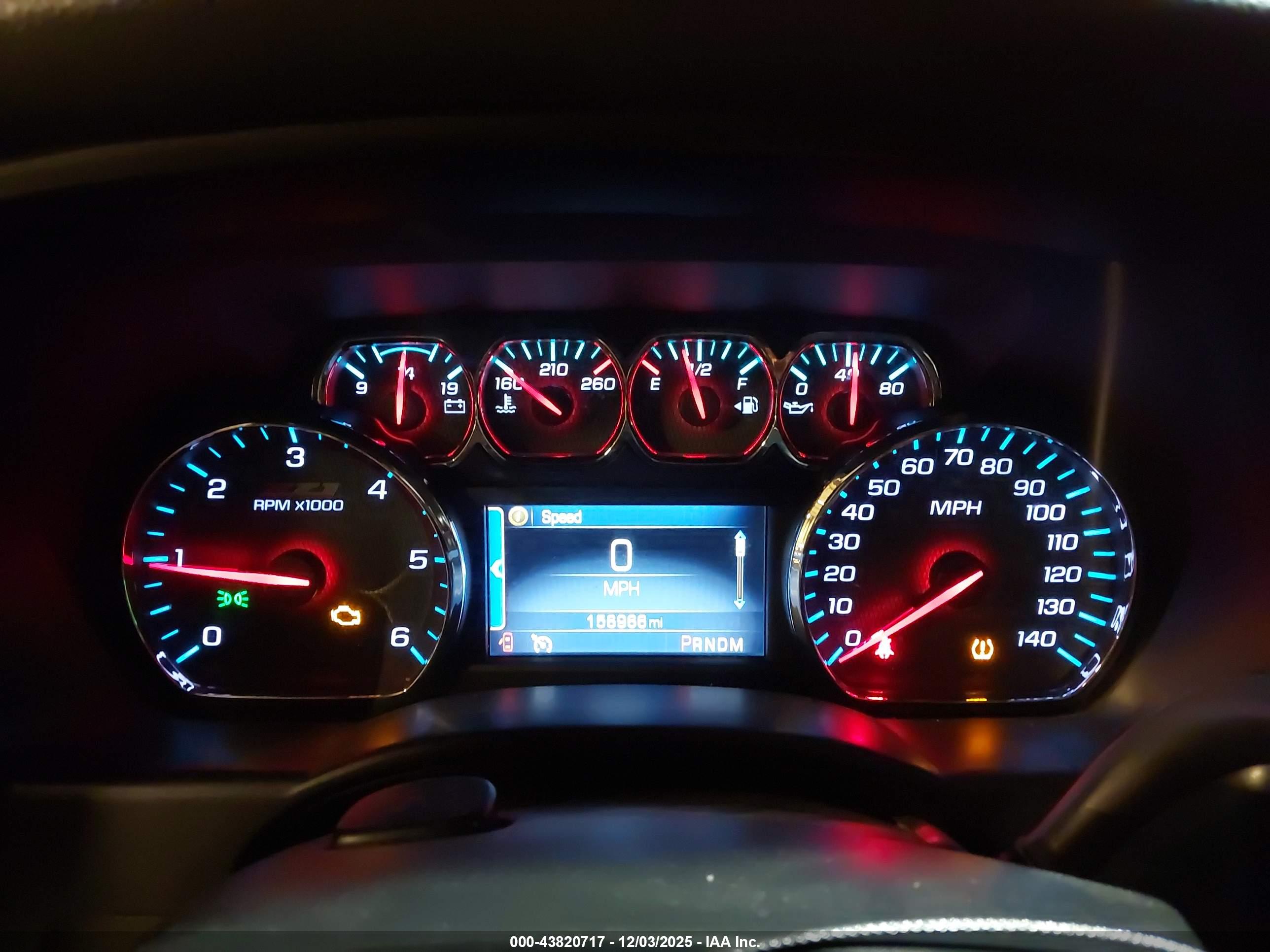 CHEVROLET SILVERADO image 7