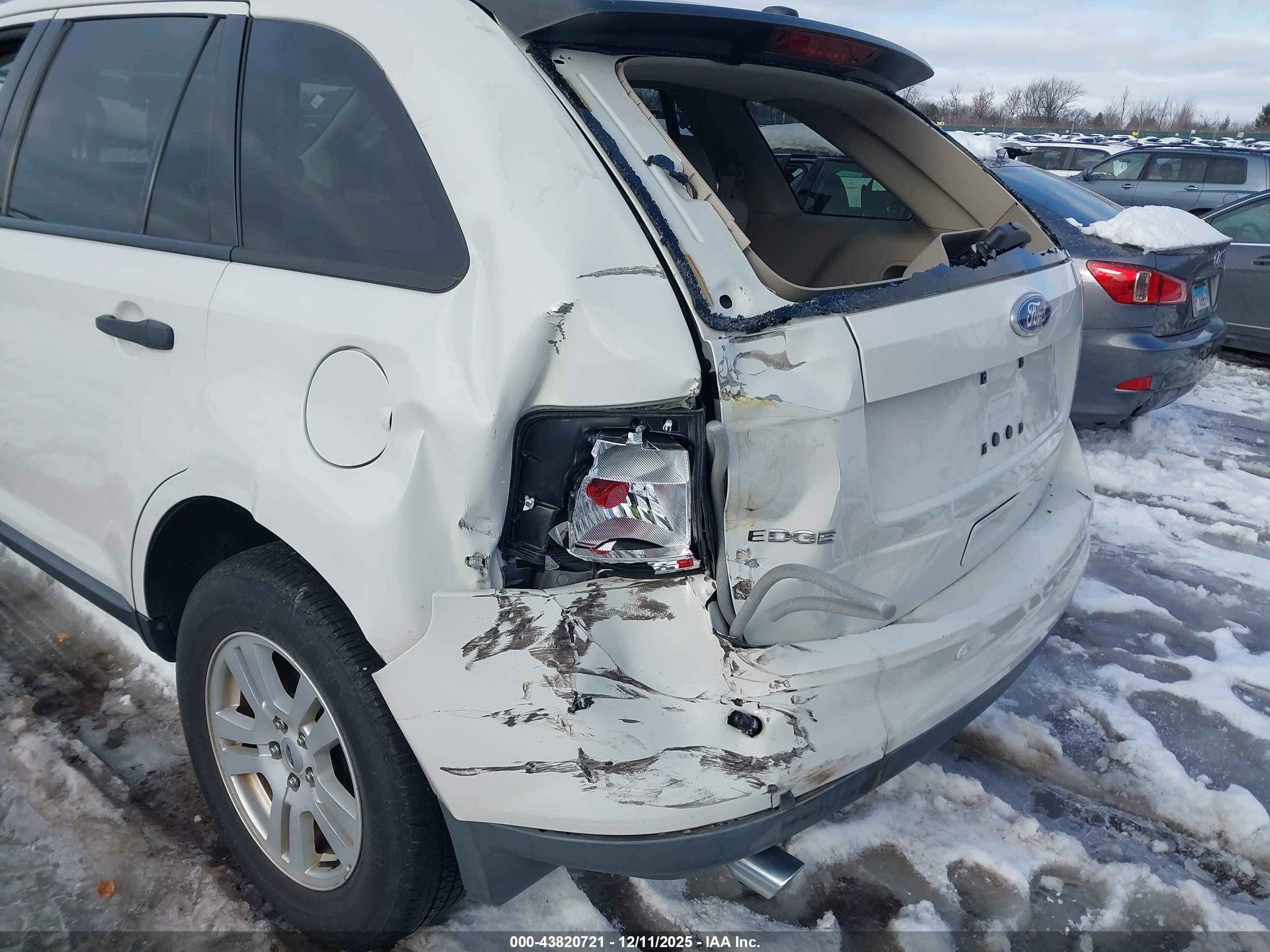 FORD EDGE image 6