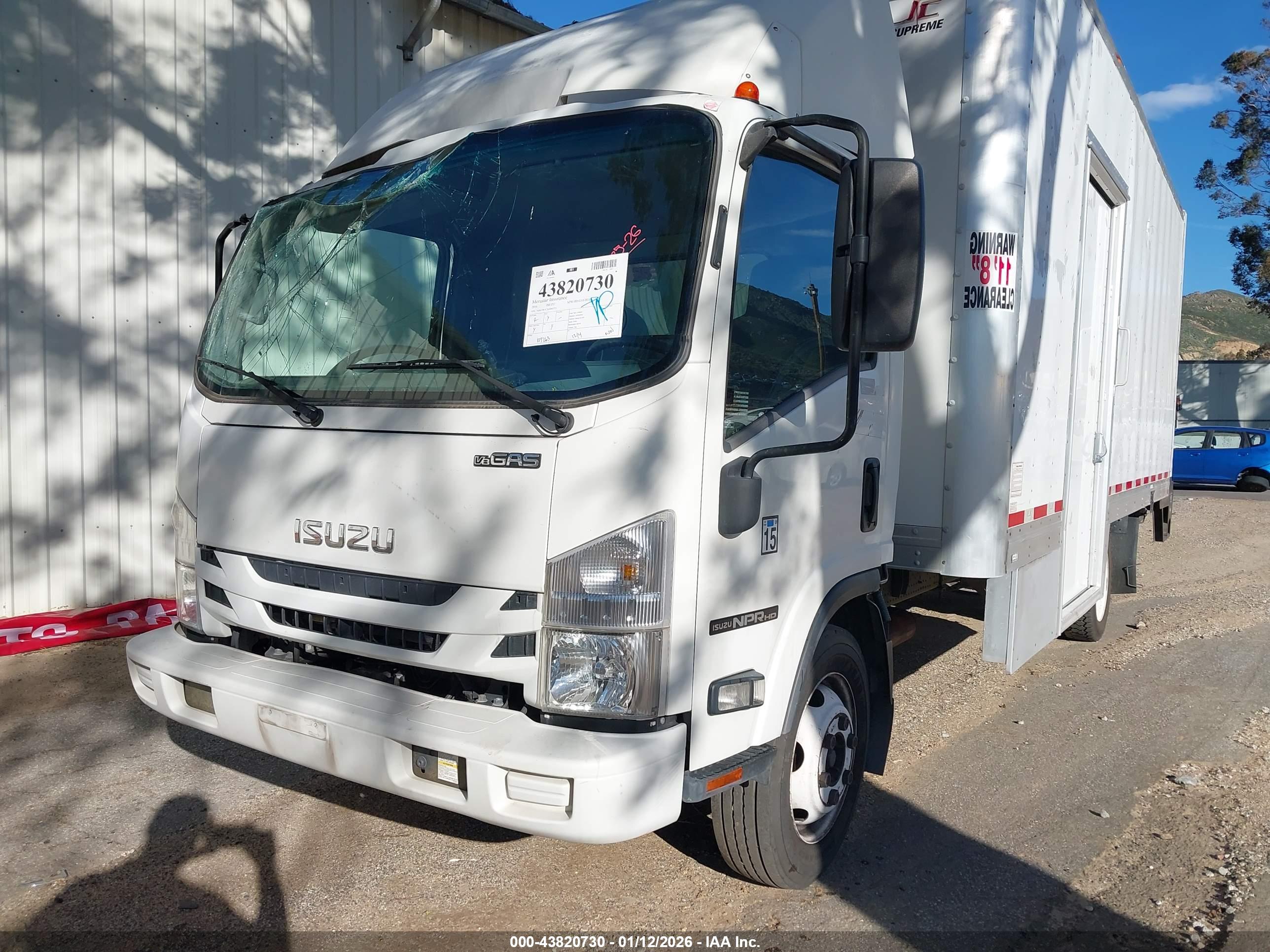 ISUZU NPR image 2
