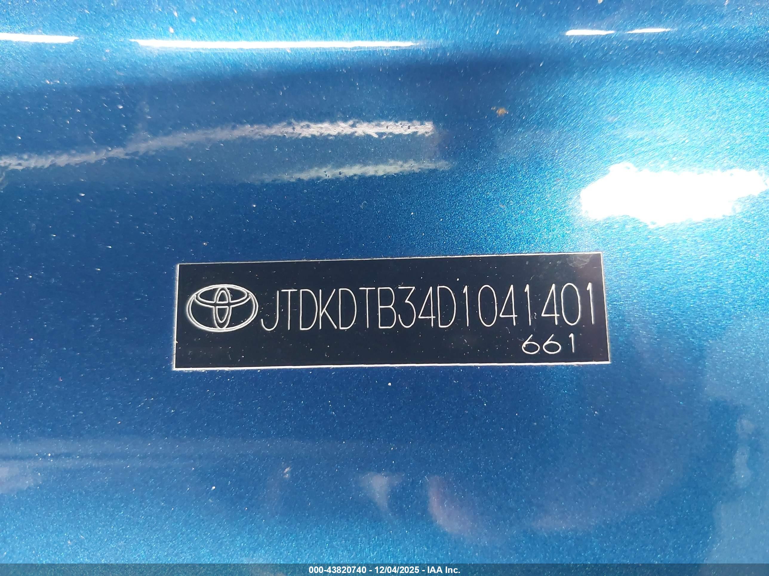 TOYOTA PRIUS image 9