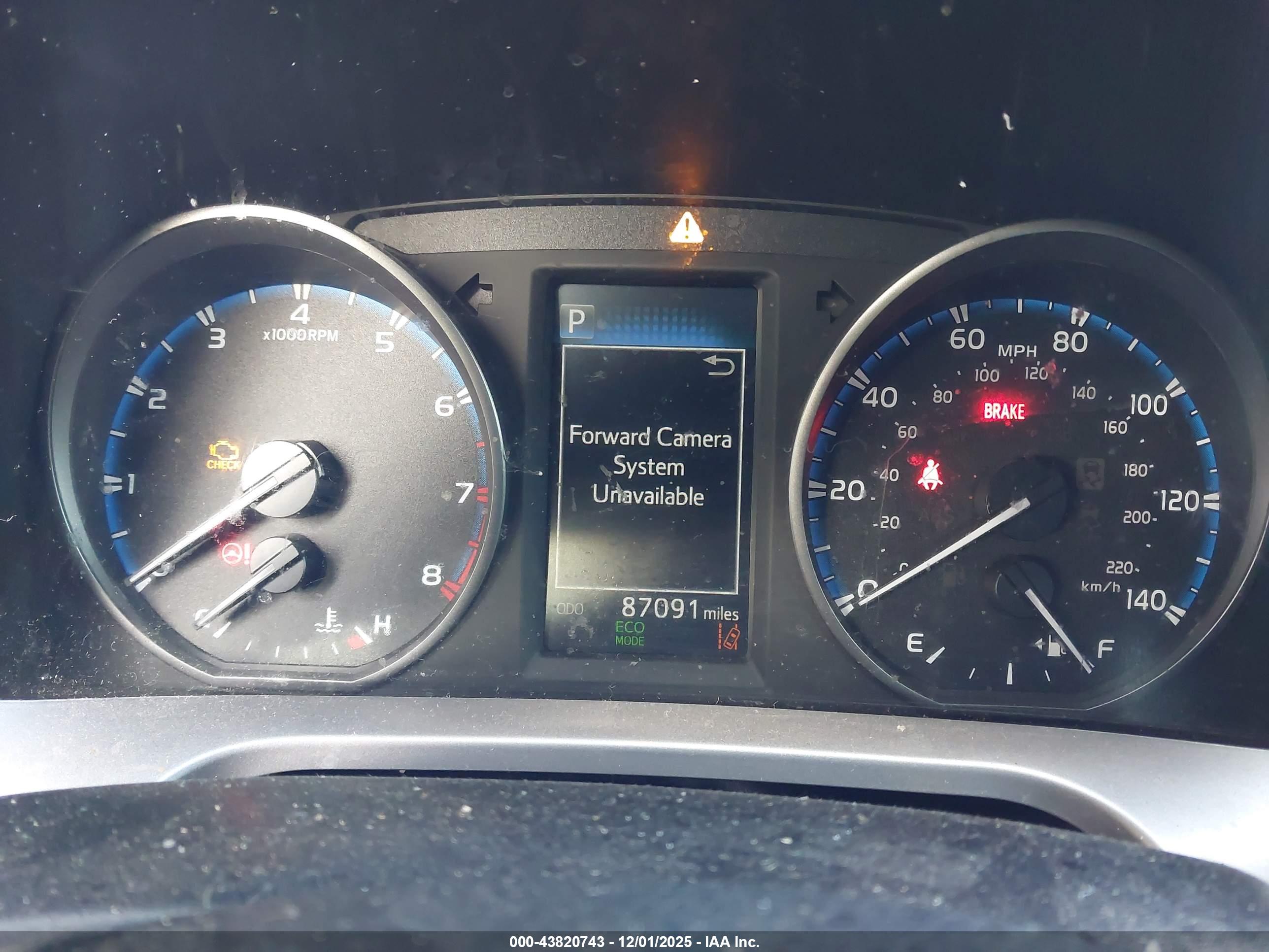 TOYOTA RAV4 image 7