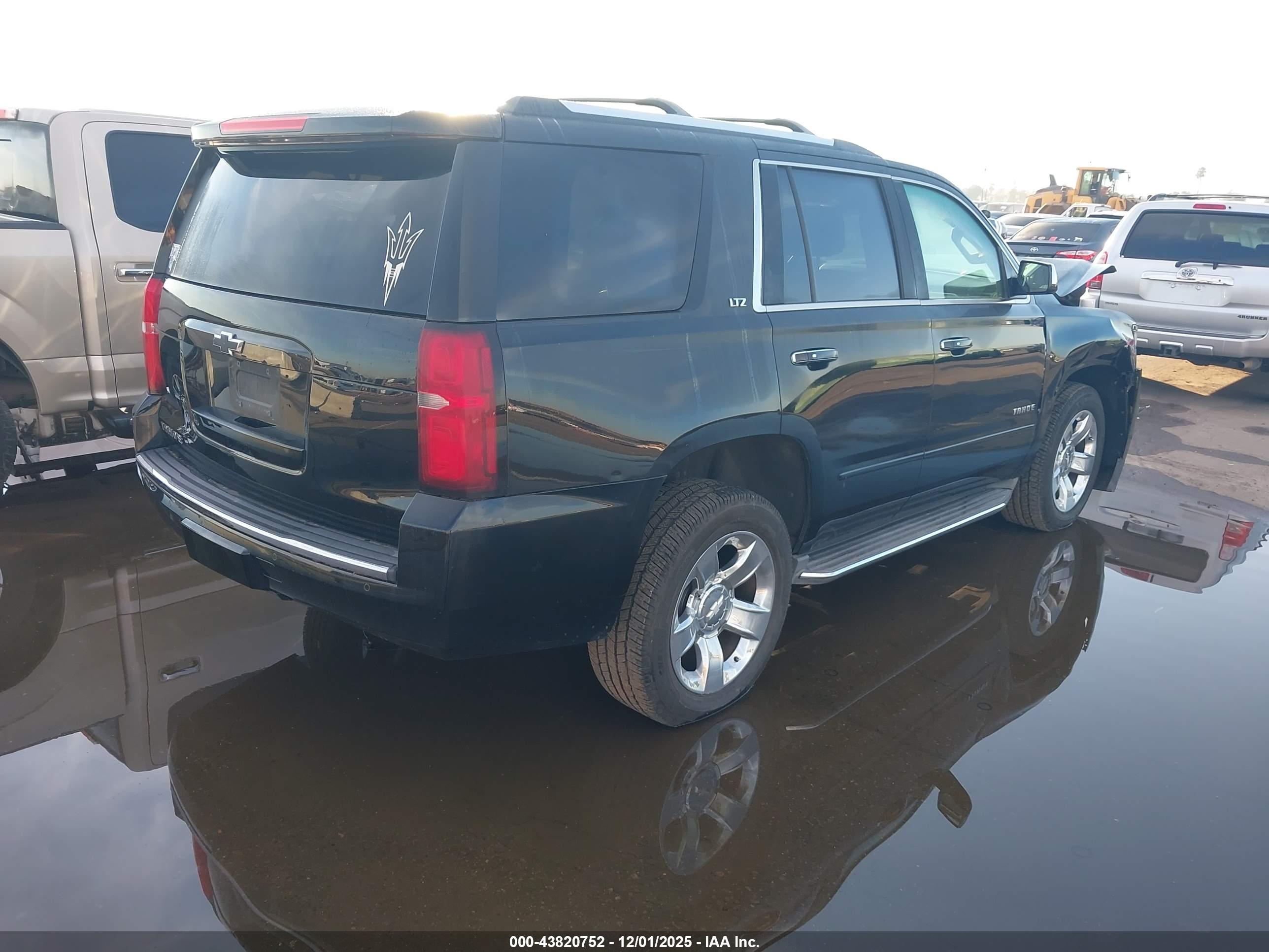 CHEVROLET TAHOE image 4