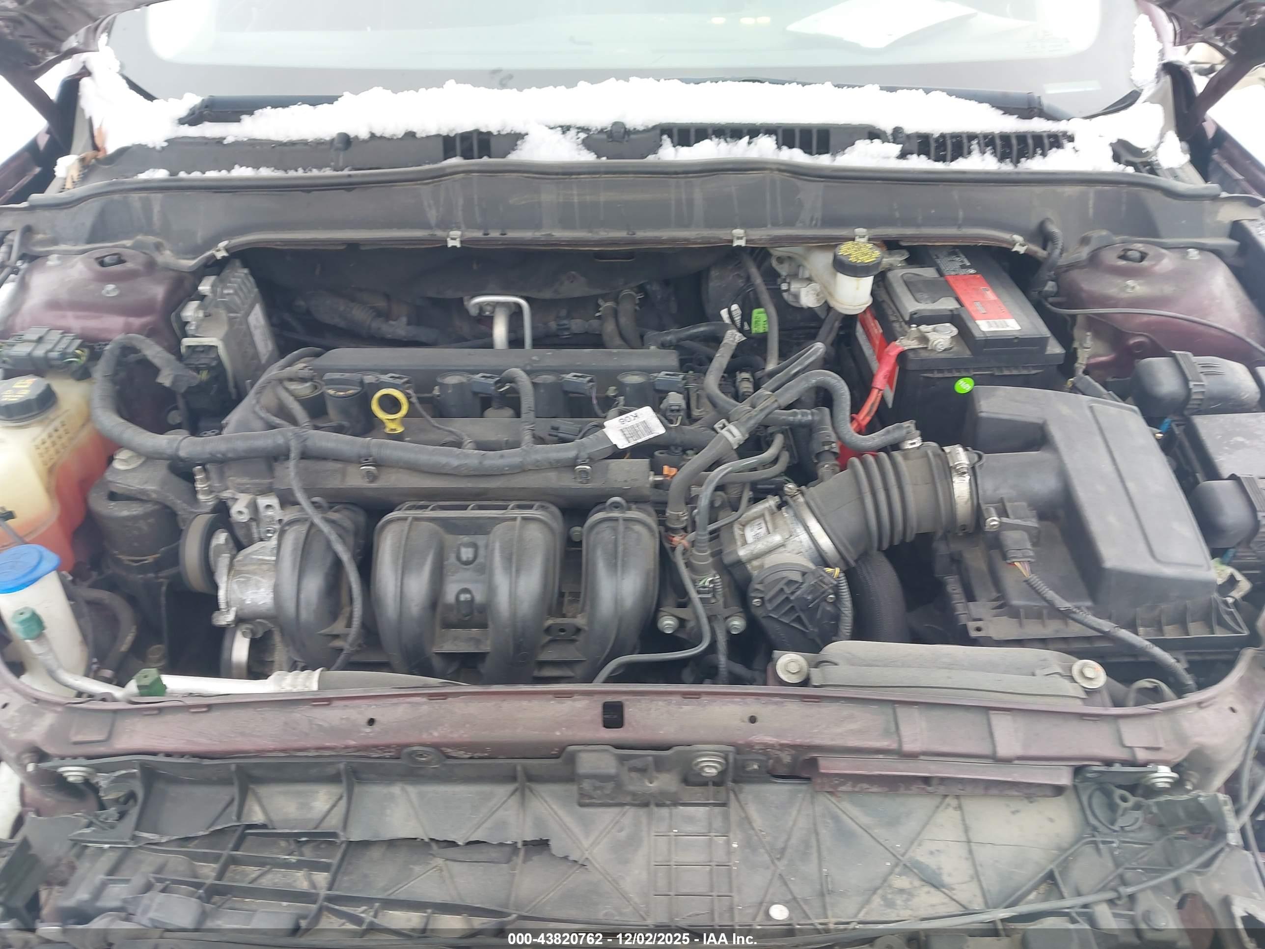 FORD FUSION image 10
