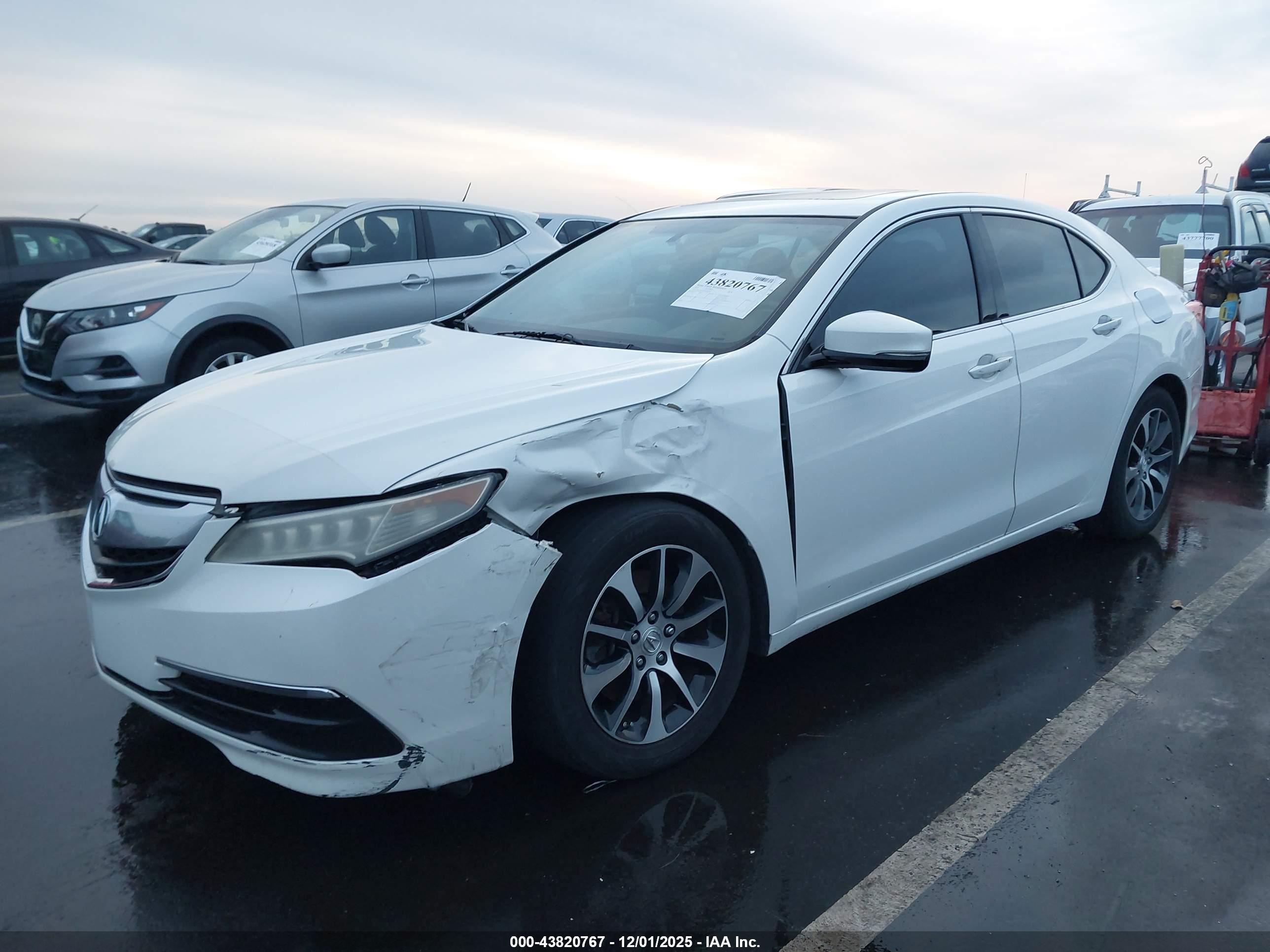ACURA TLX image 2