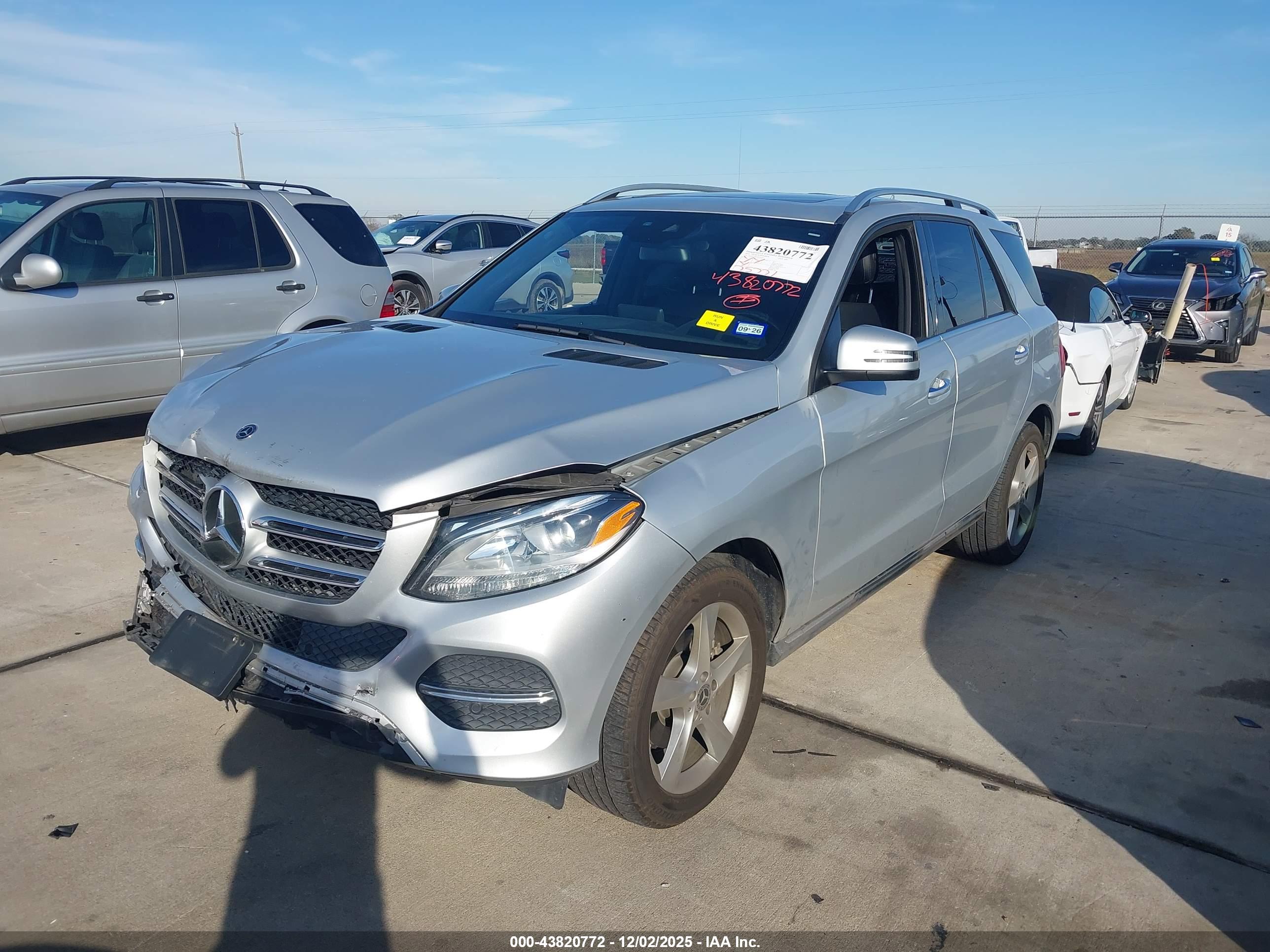 MERCEDES-BENZ GLE image 2