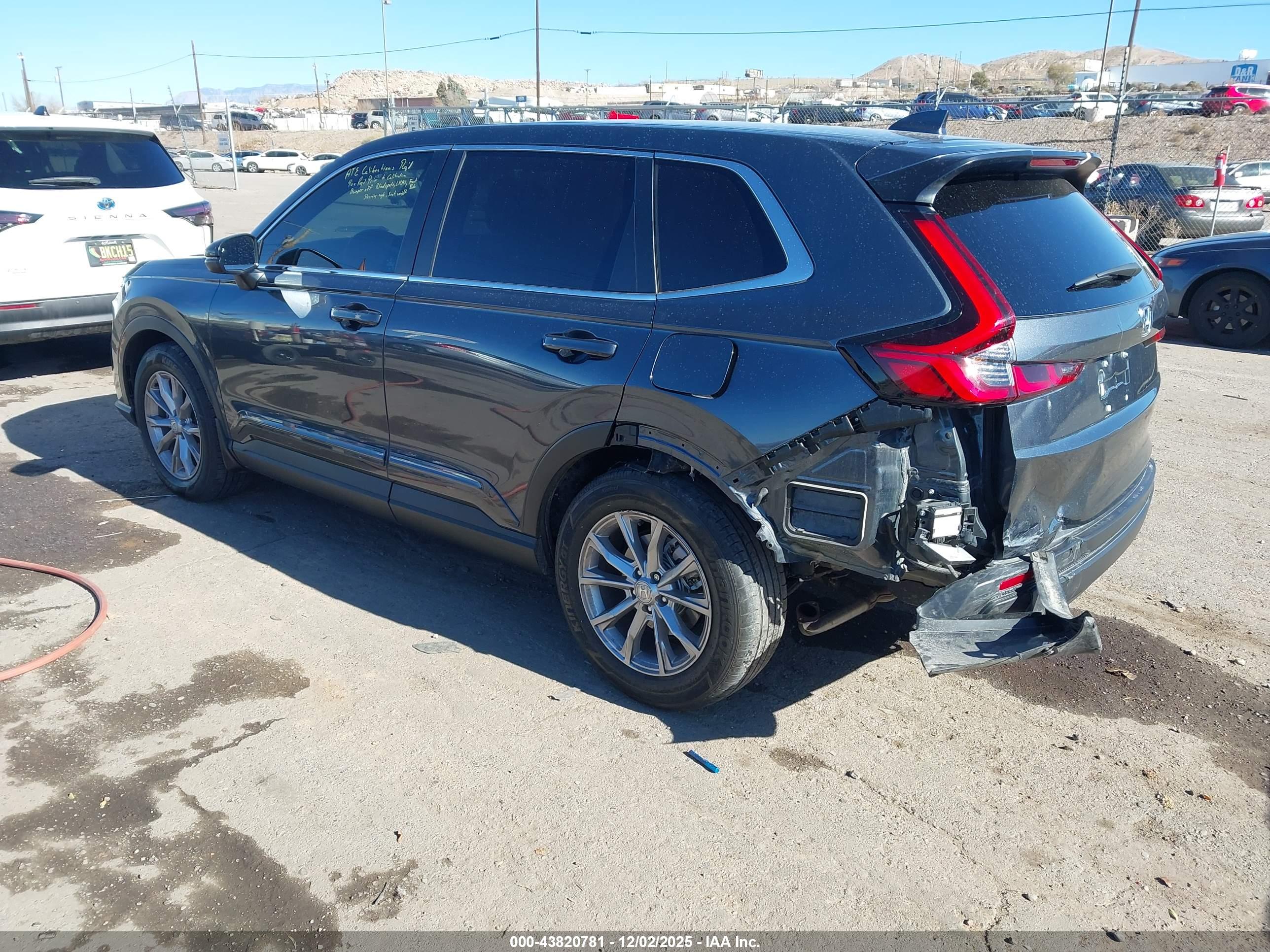 HONDA CR-V image 3