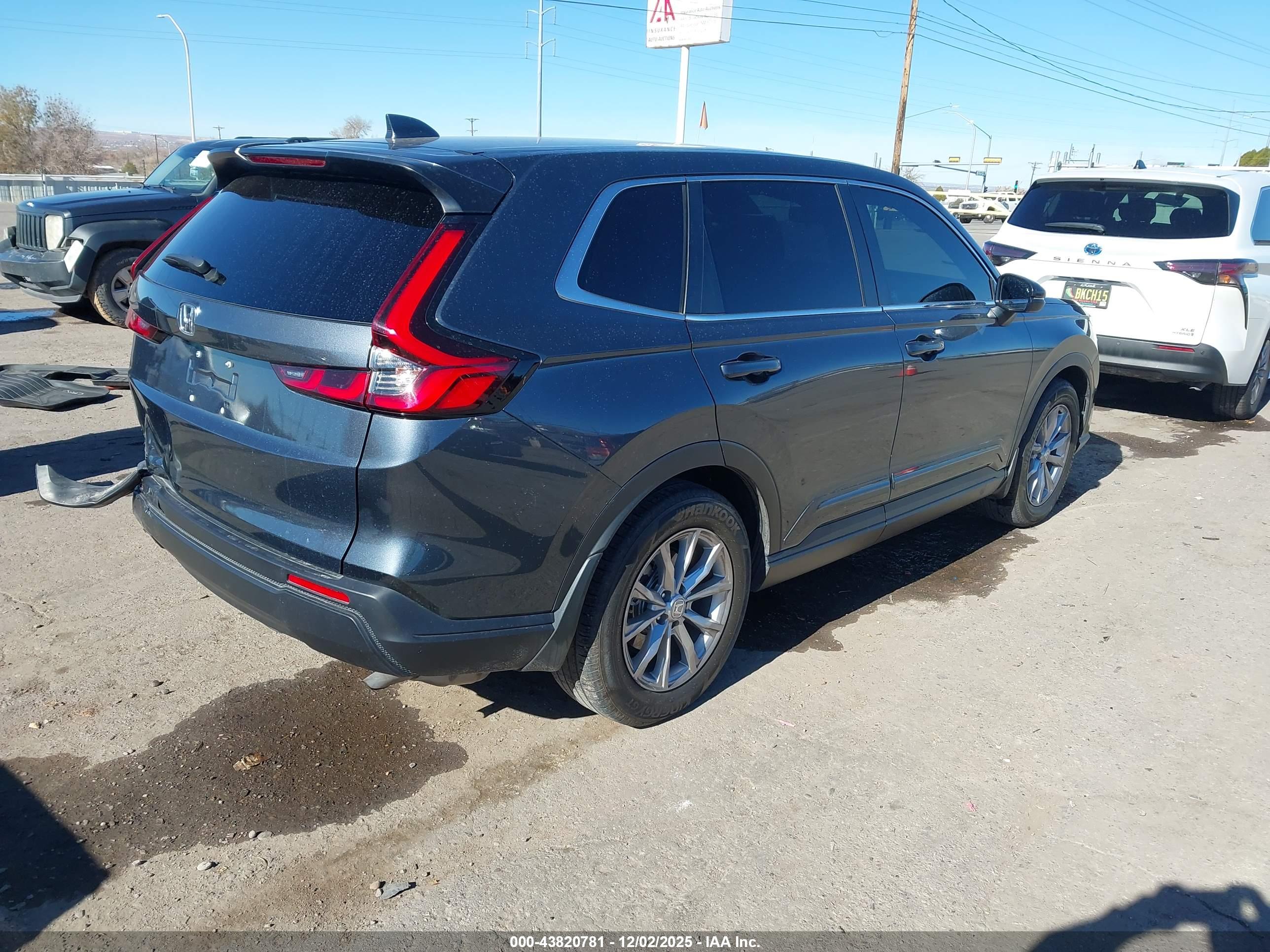 HONDA CR-V image 4