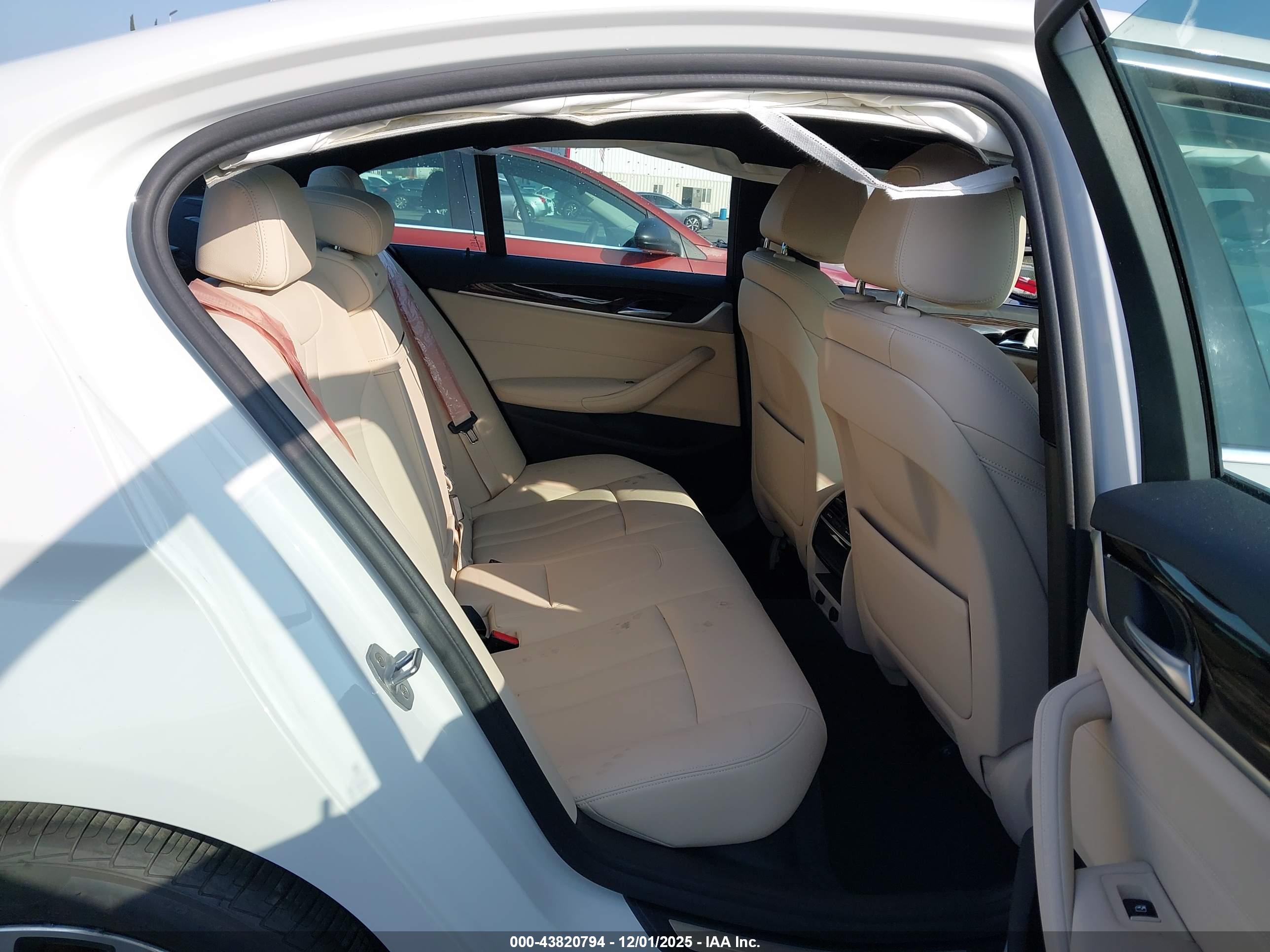BMW 530I image 8