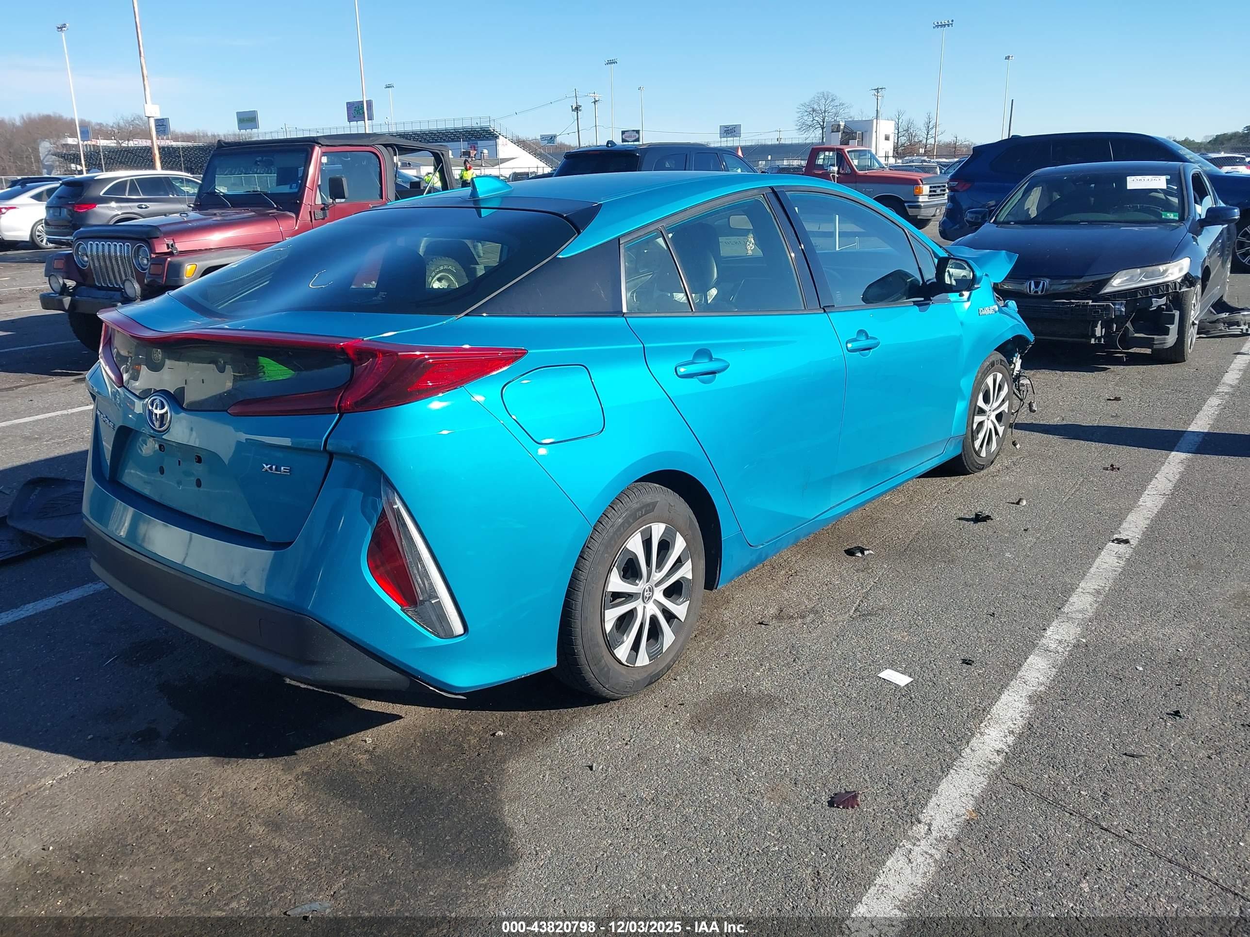 TOYOTA PRIUS image 4