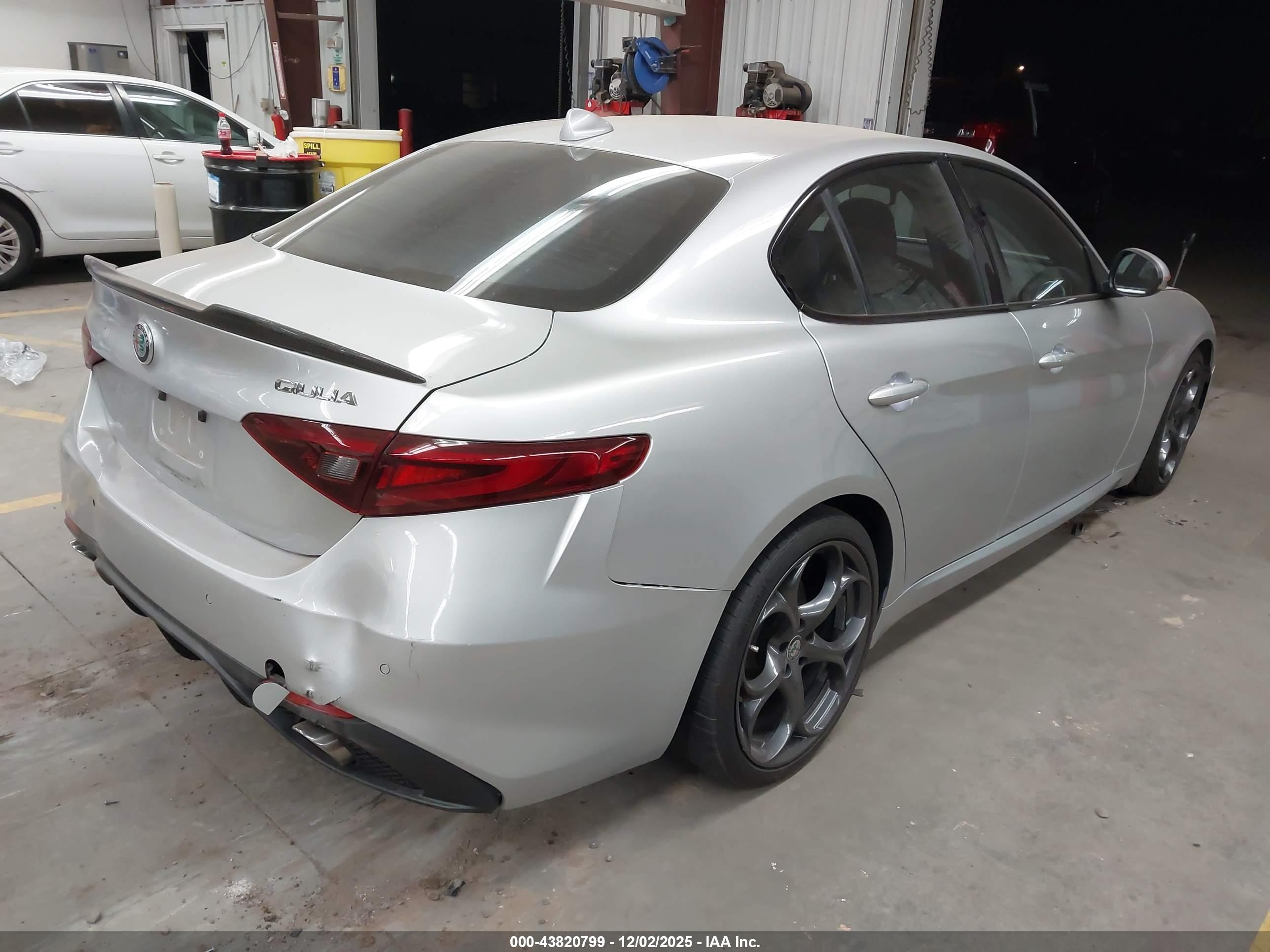 ALFA ROMEO image 4