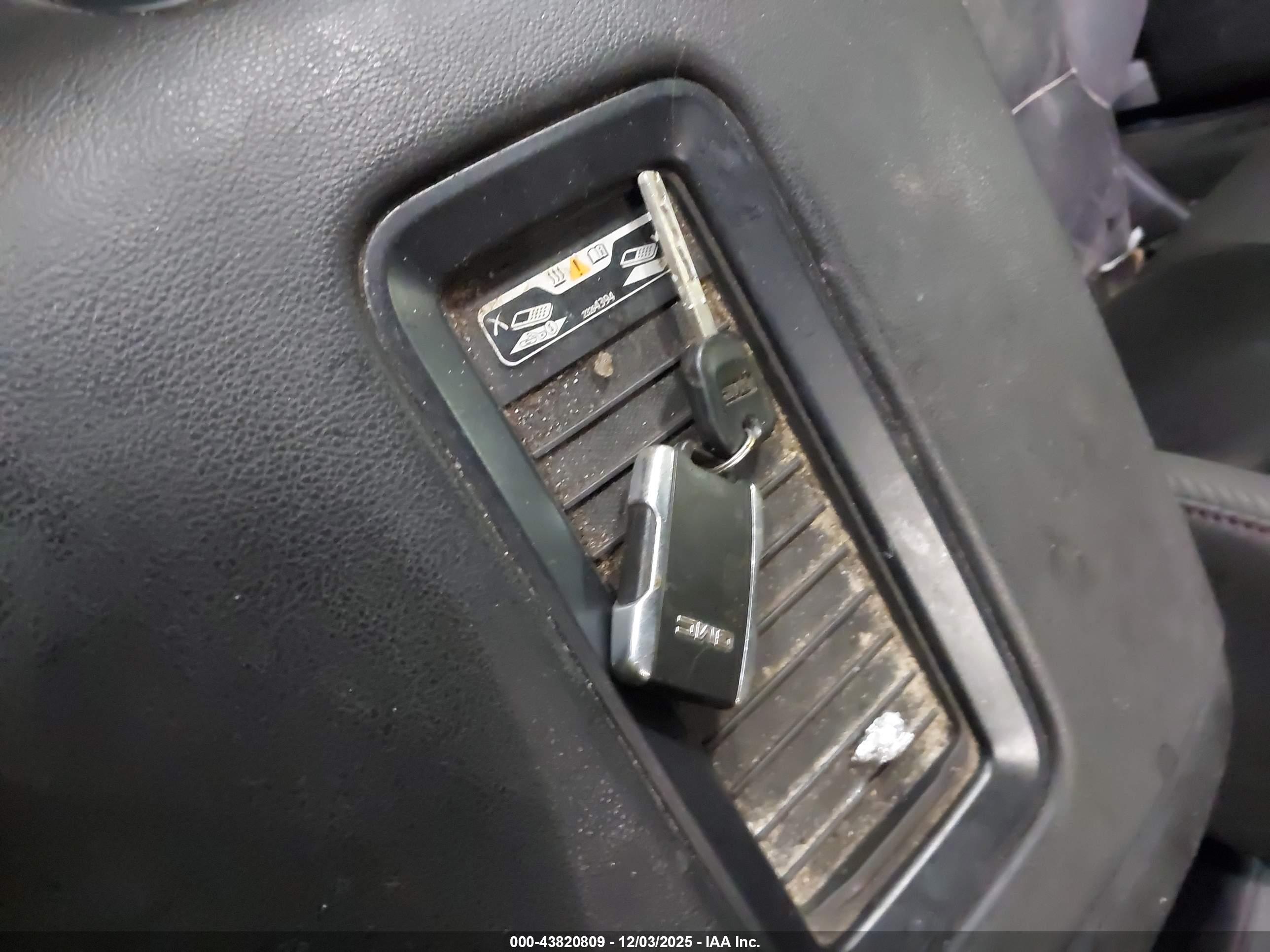 GMC SIERRA image 11