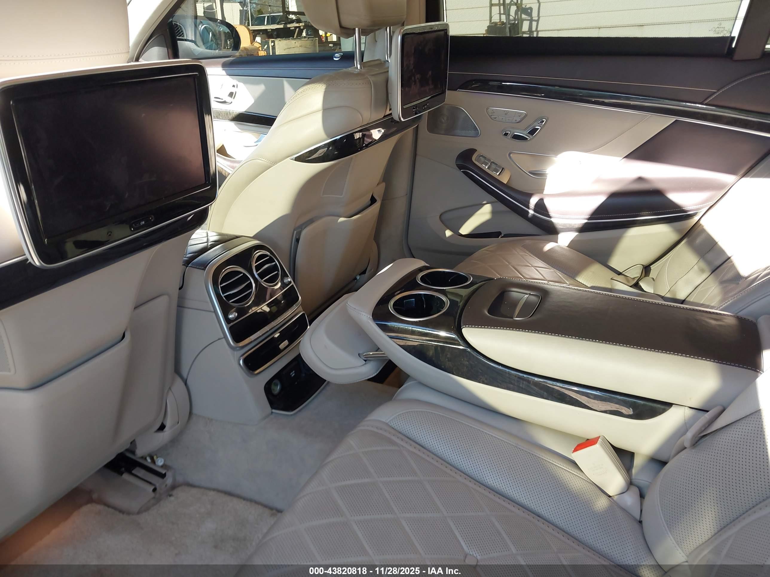 MERCEDES-BENZ S image 8