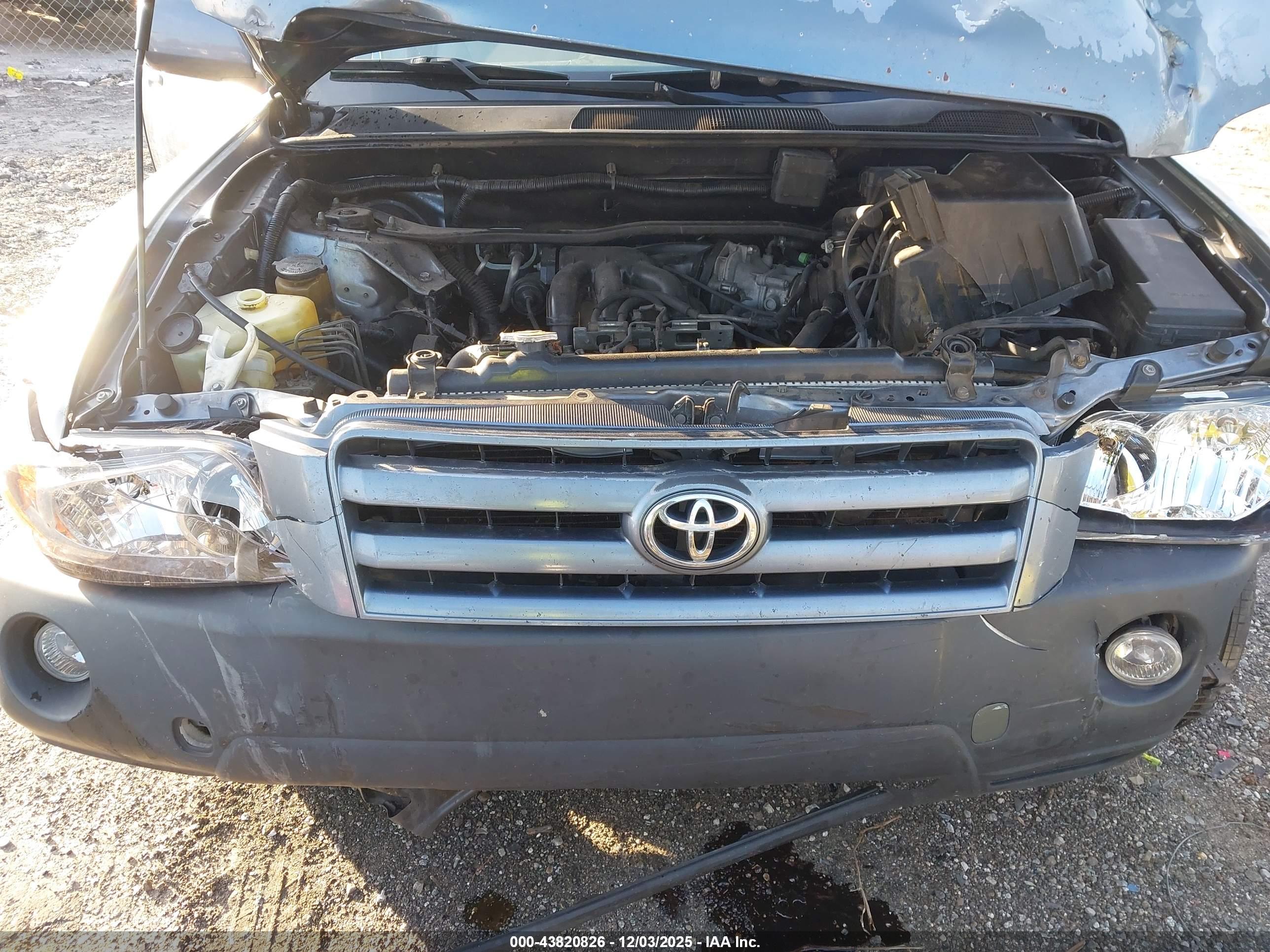 TOYOTA HIGHLANDER image 10