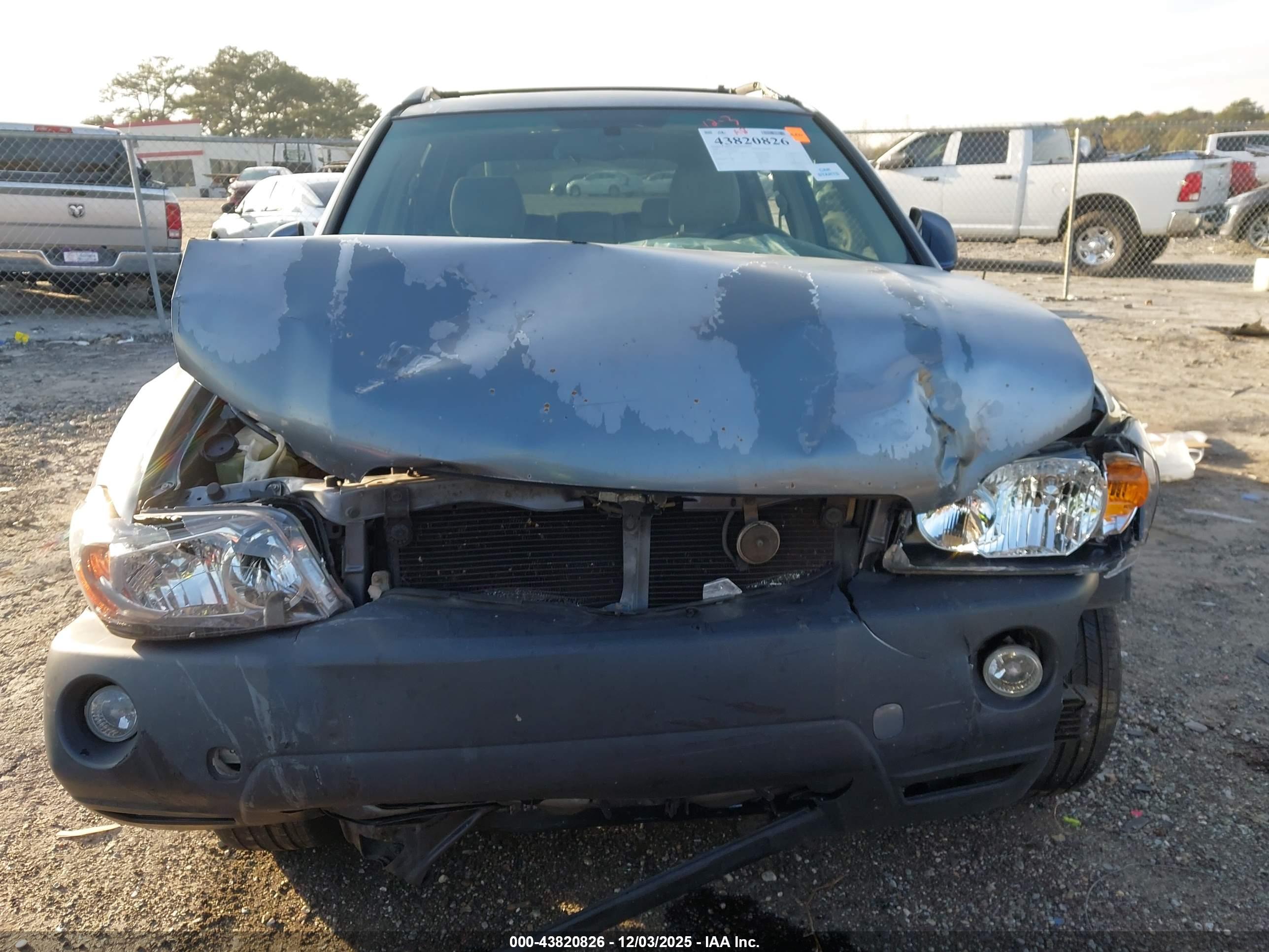 TOYOTA HIGHLANDER image 6