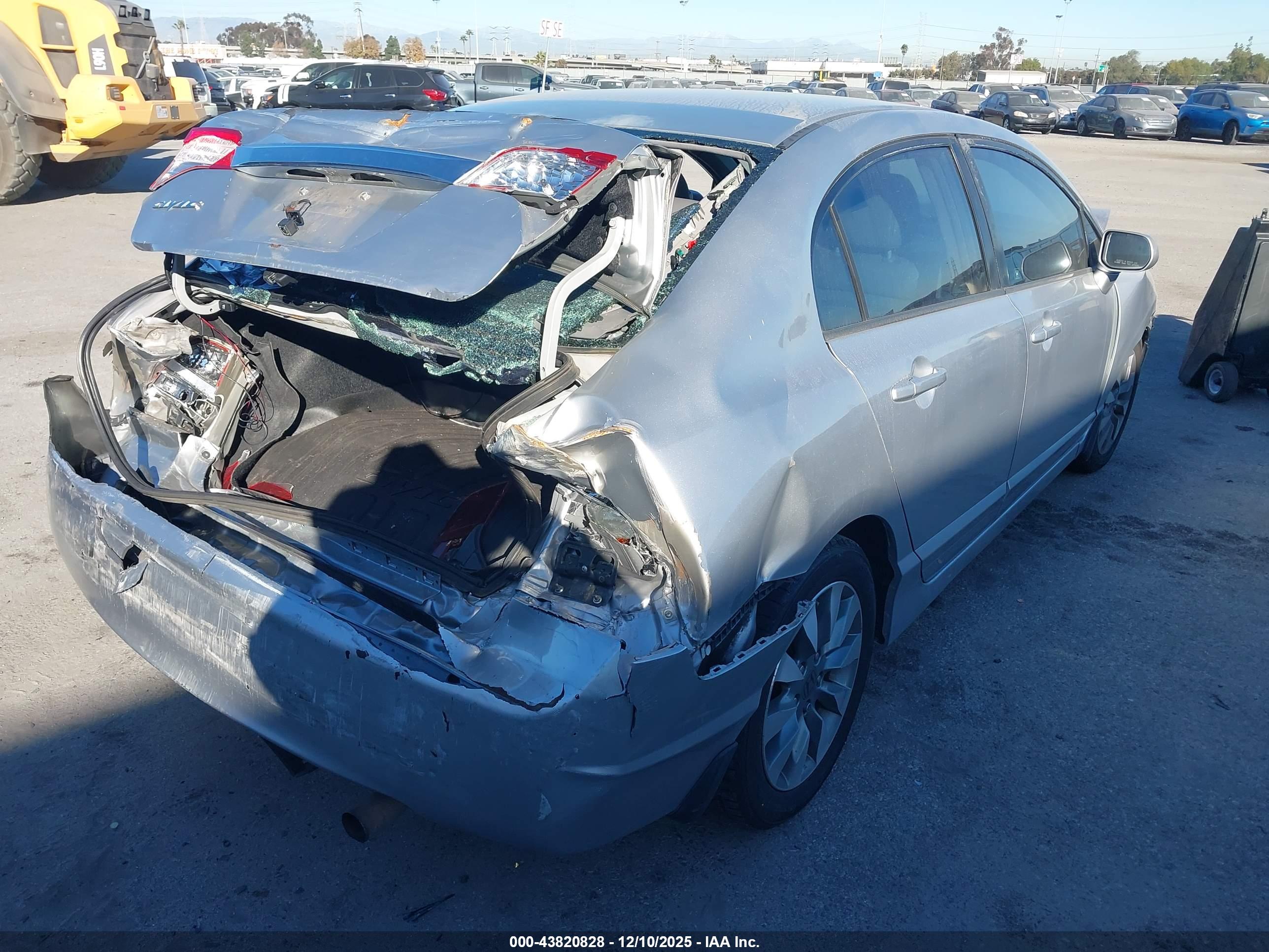 HONDA CIVIC image 4
