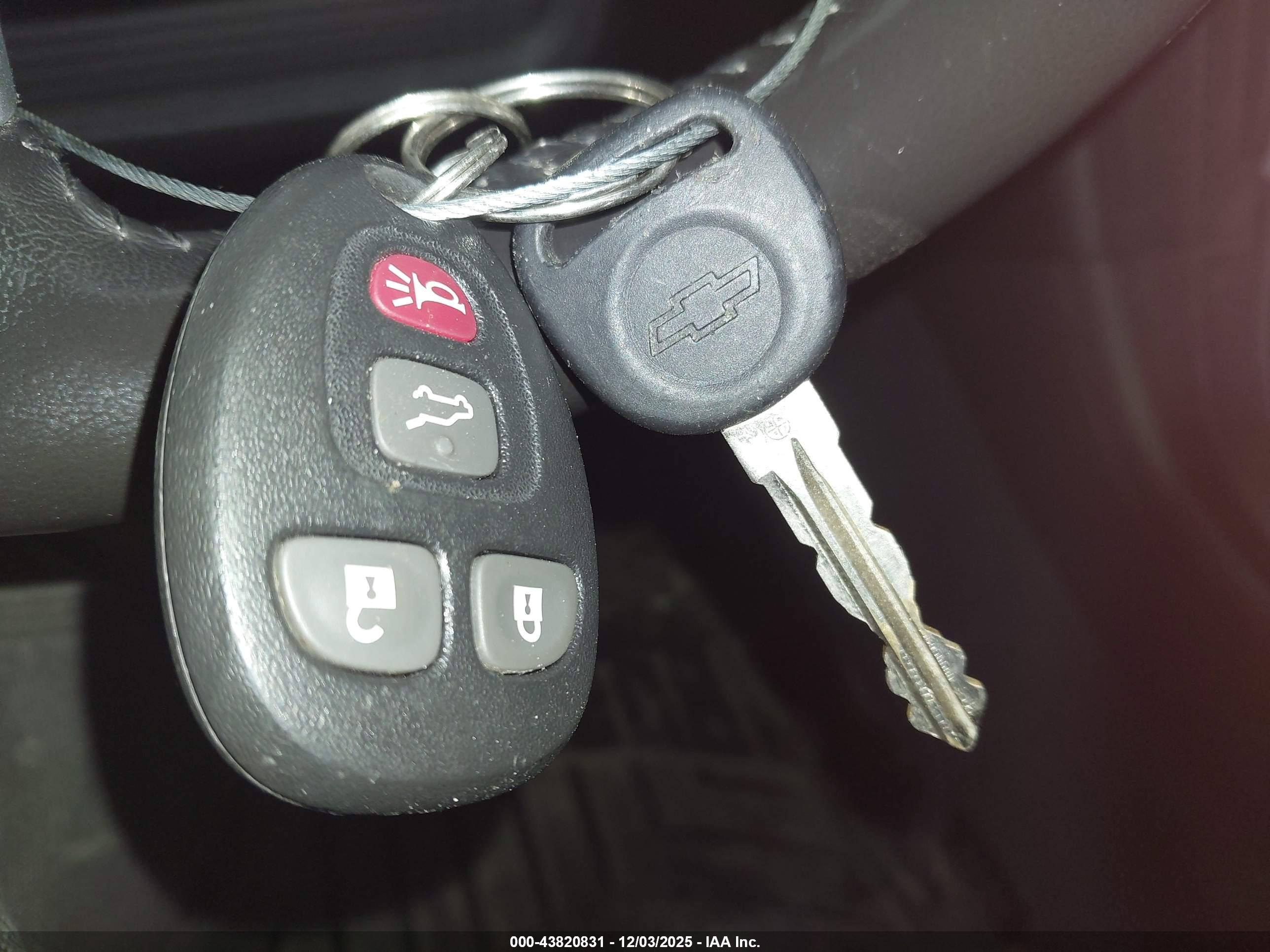CHEVROLET TRAVERSE image 11