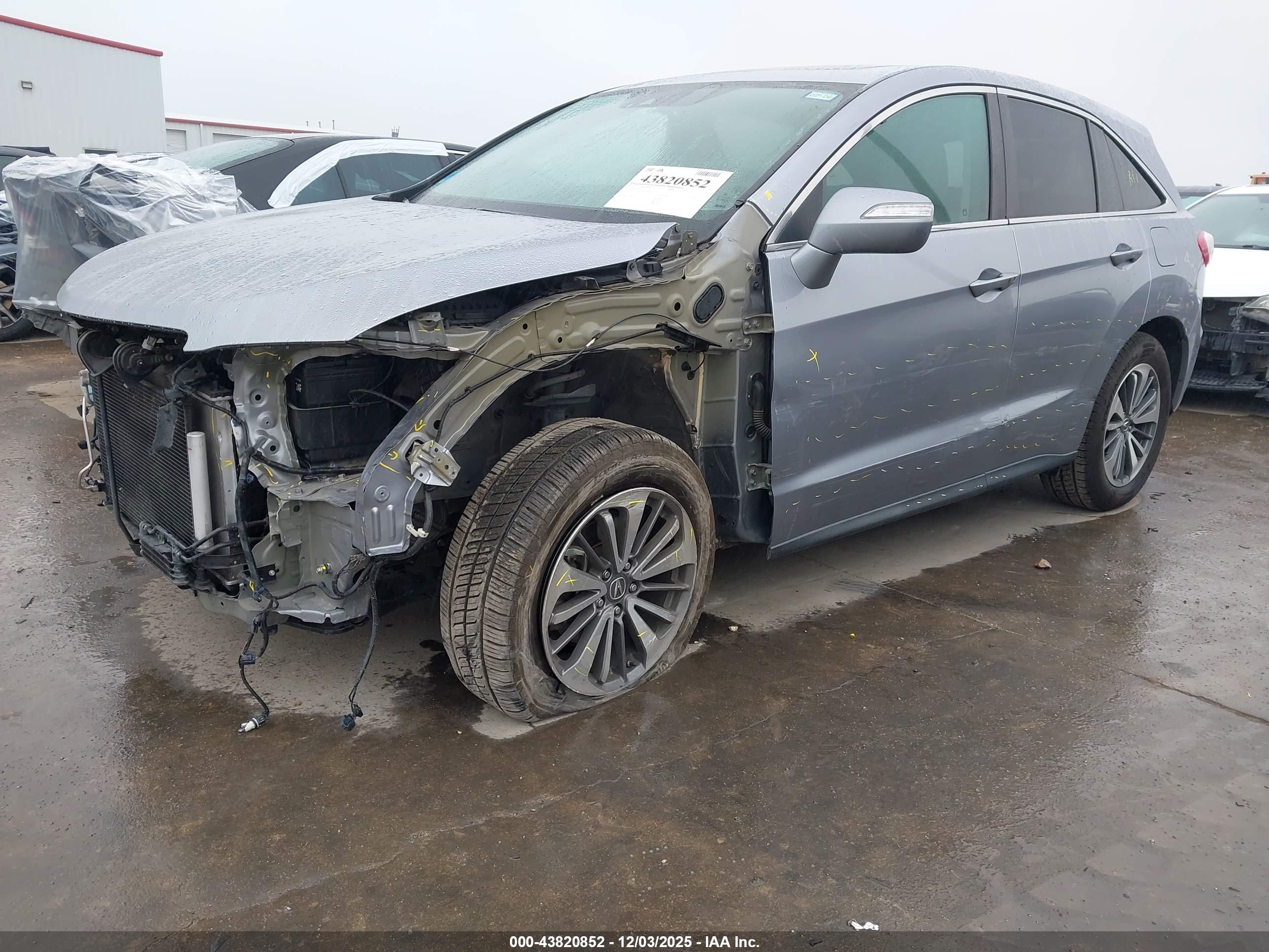 ACURA RDX image 2