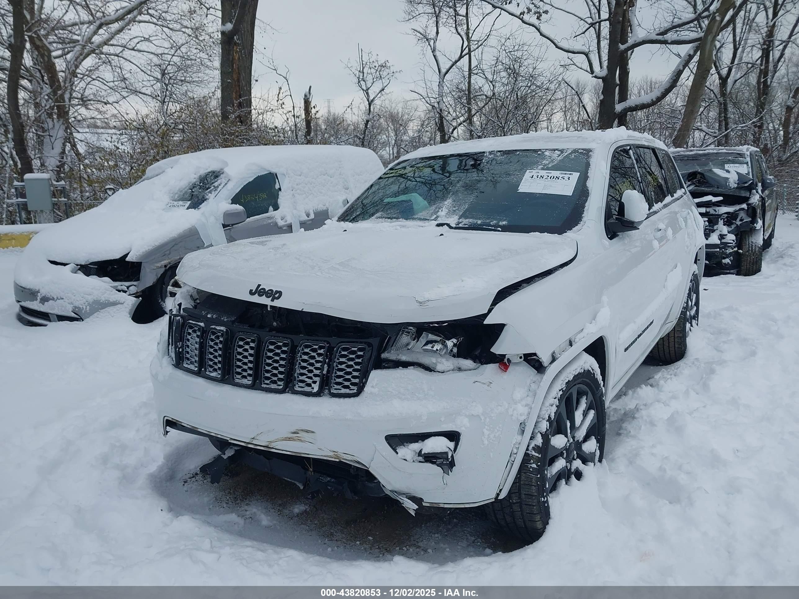JEEP GRAND image 2