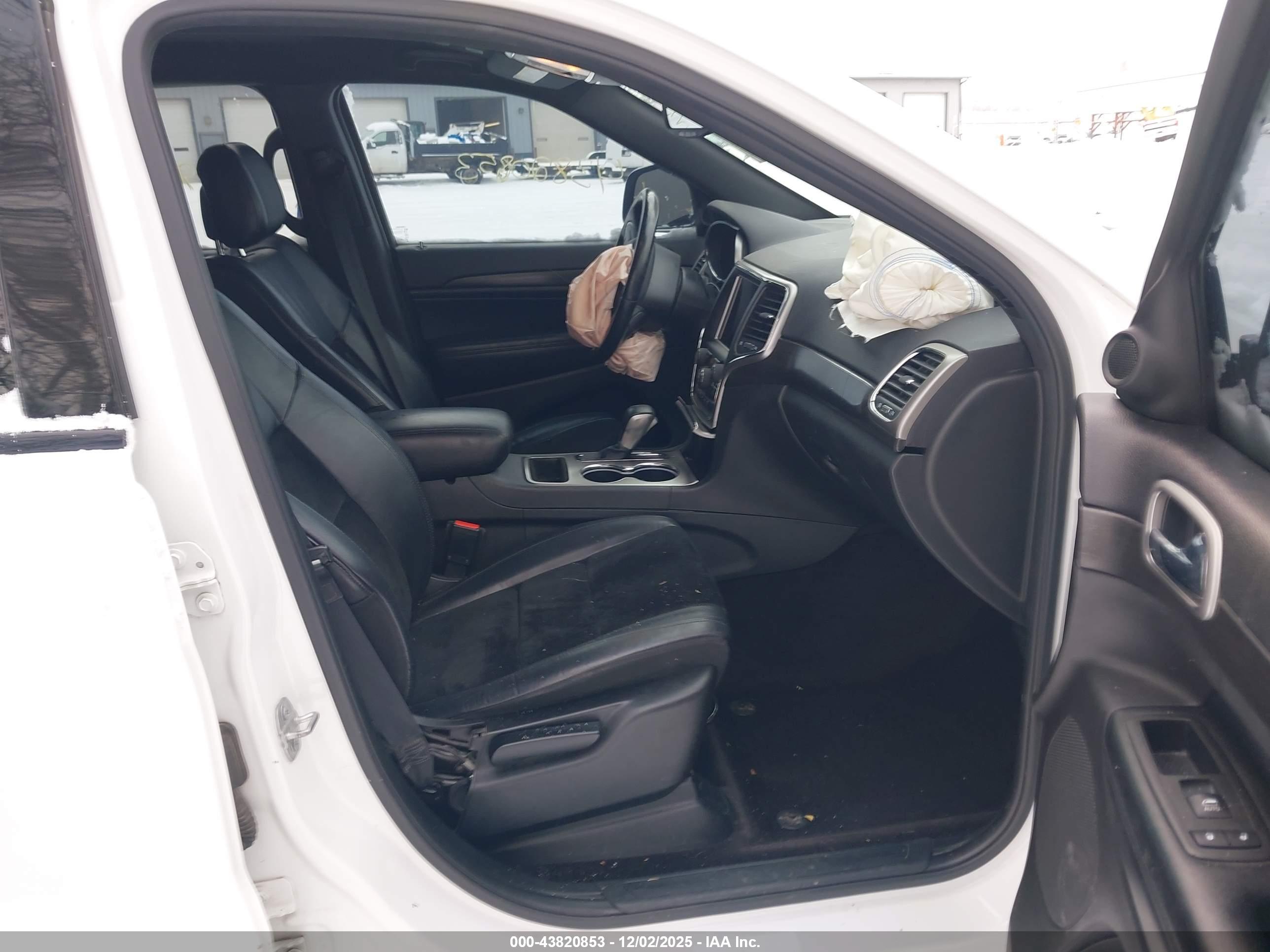 JEEP GRAND image 5