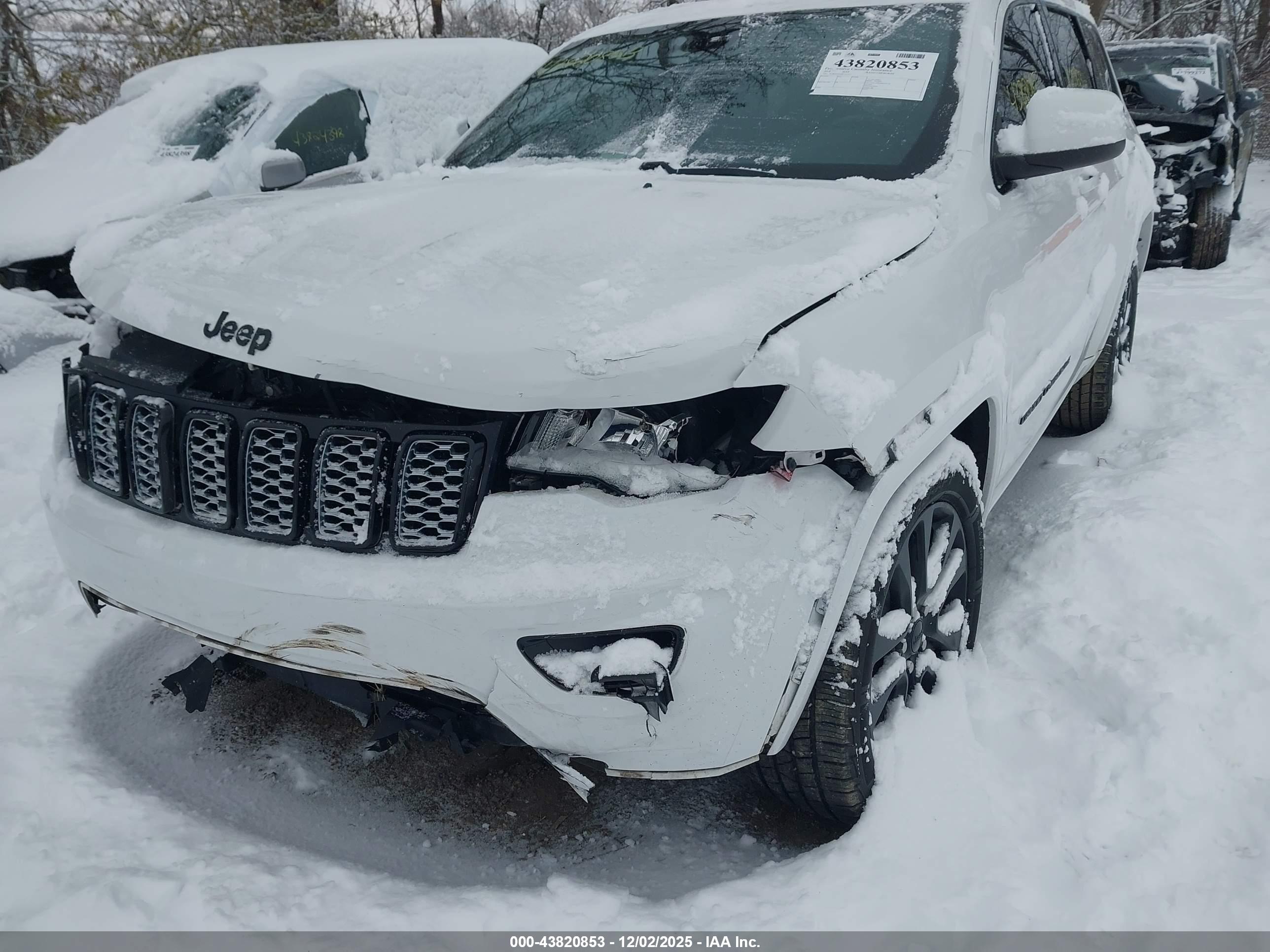 JEEP GRAND image 6