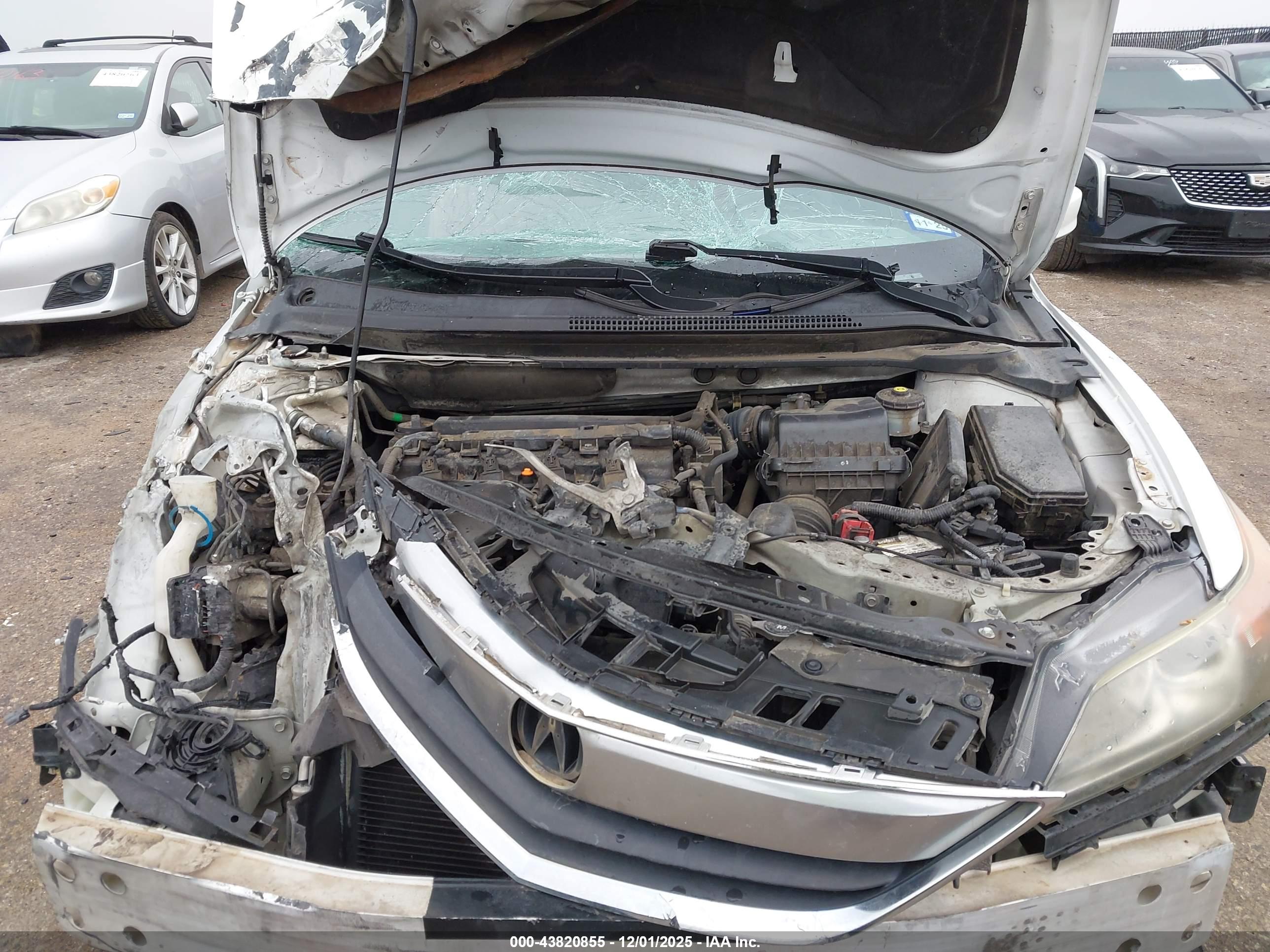 ACURA ILX image 10