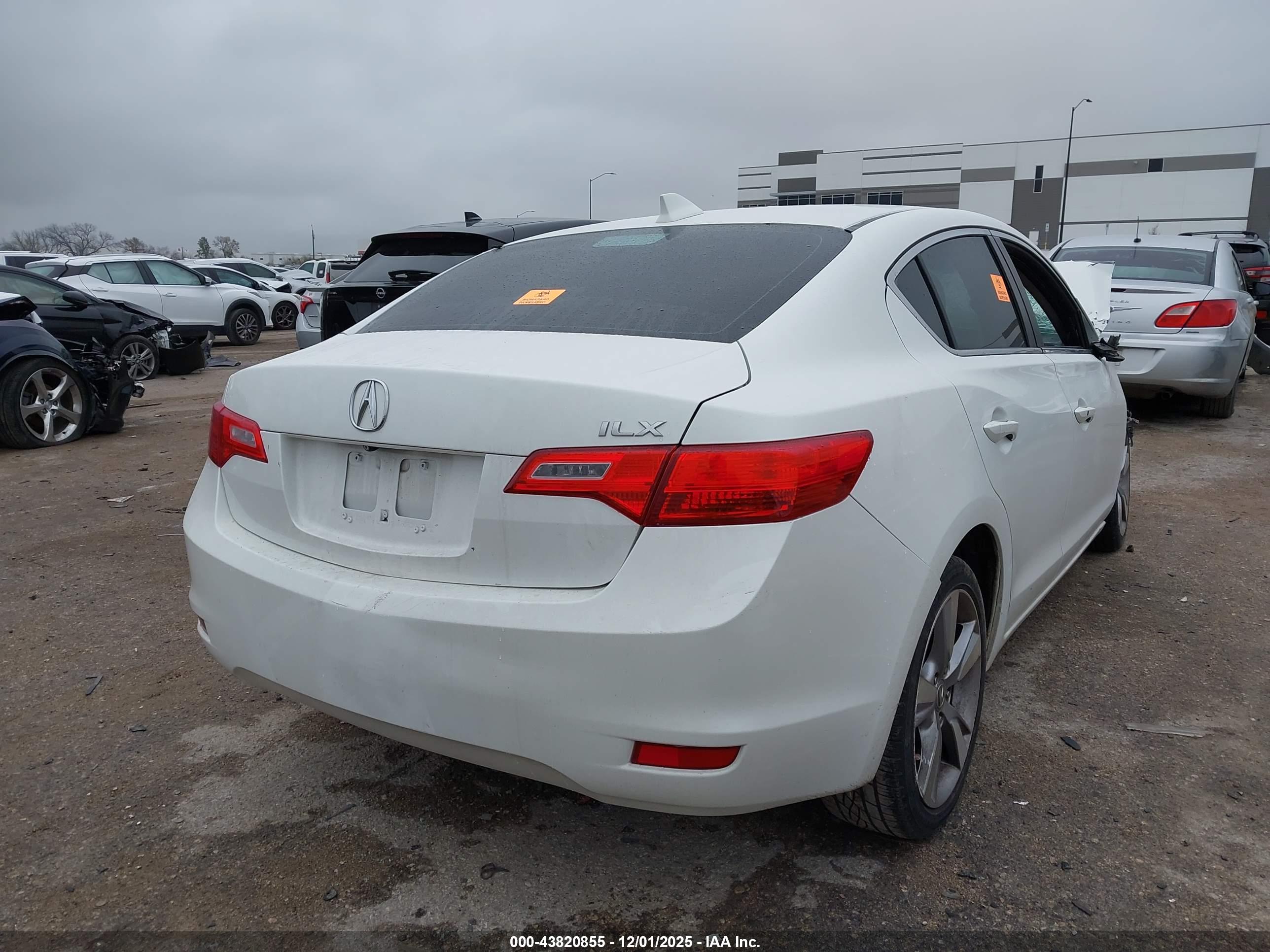 ACURA ILX image 4