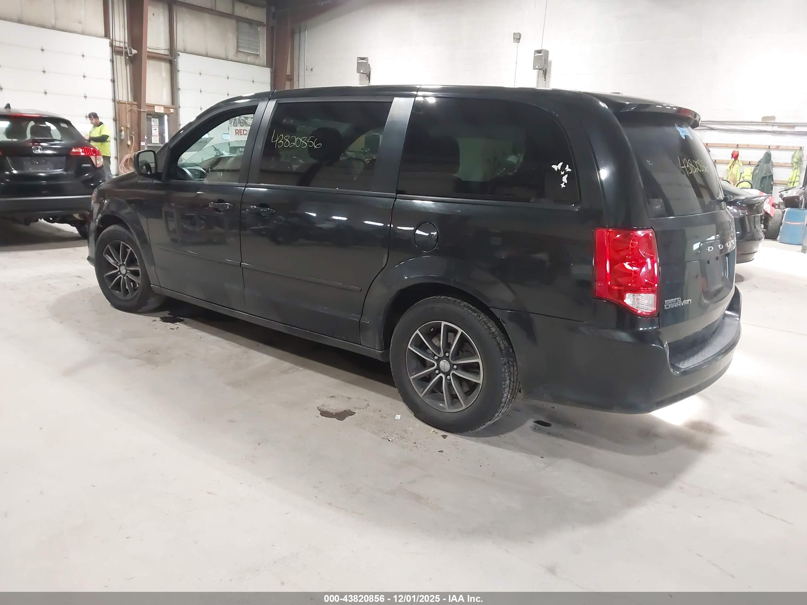 DODGE GRAND image 3
