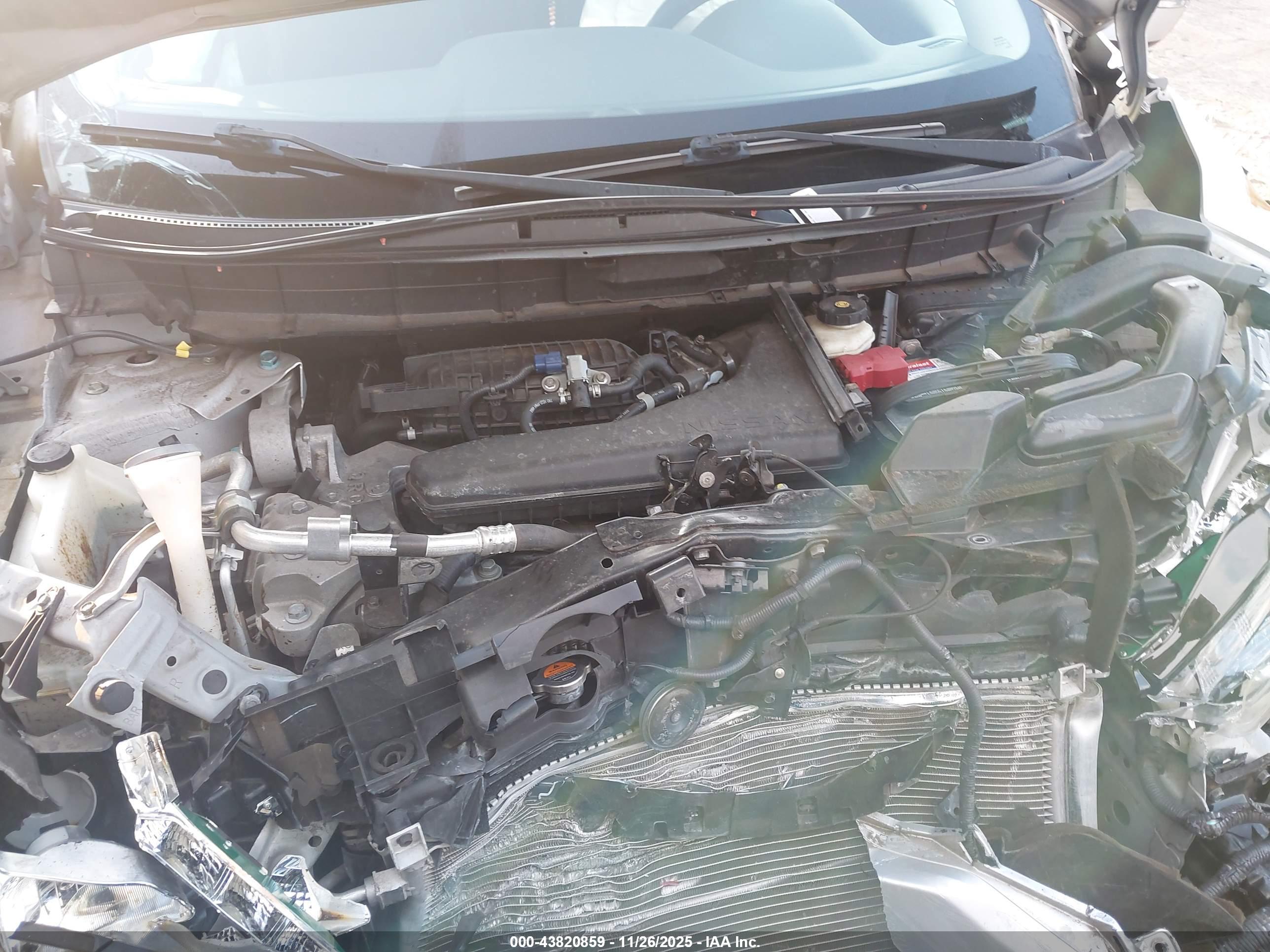 NISSAN ROGUE image 10